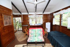 Alojamiento - Vaiala Beach Cottages