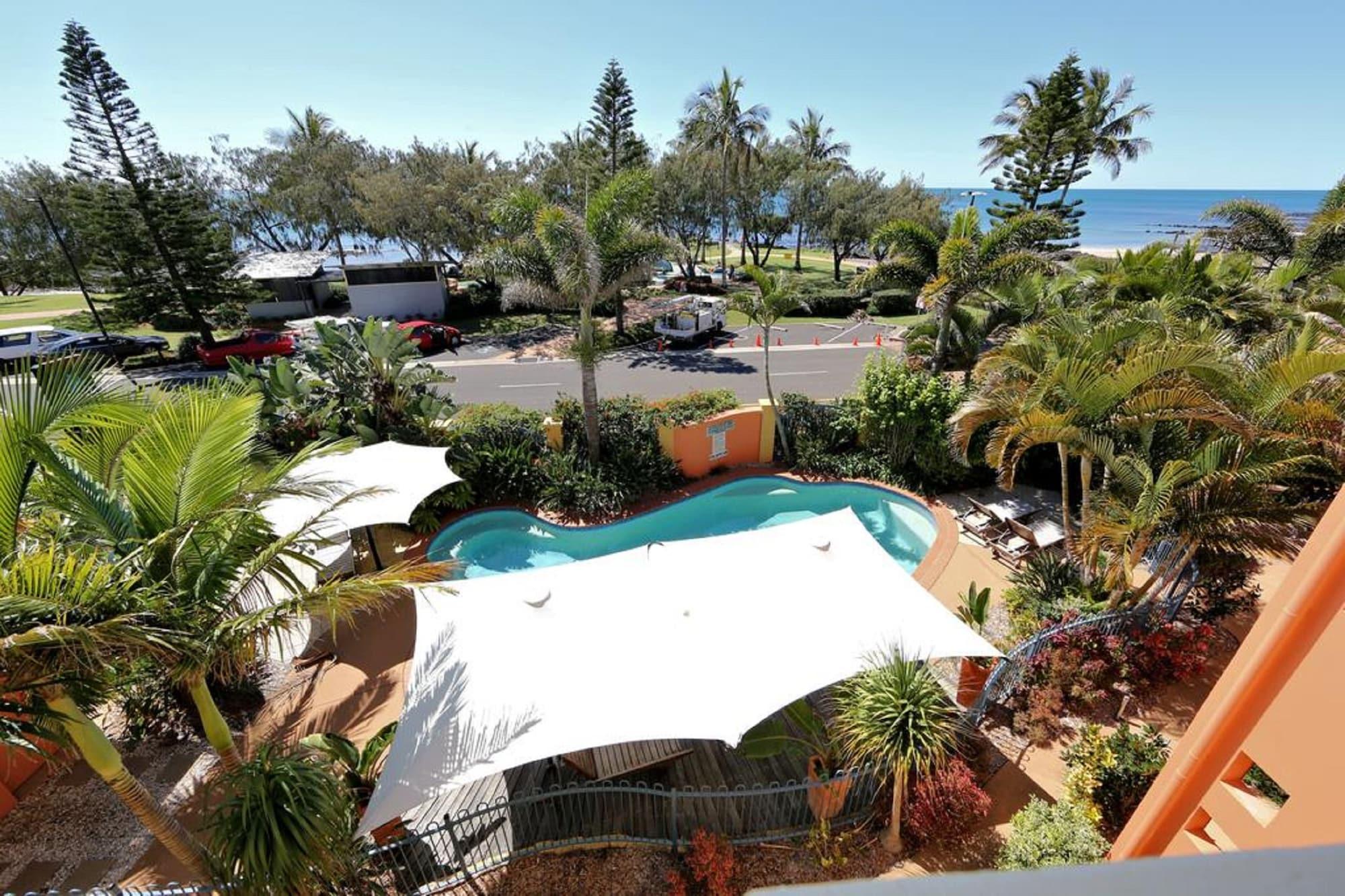 Vista Piscina Kacys Bargara Beach Motel