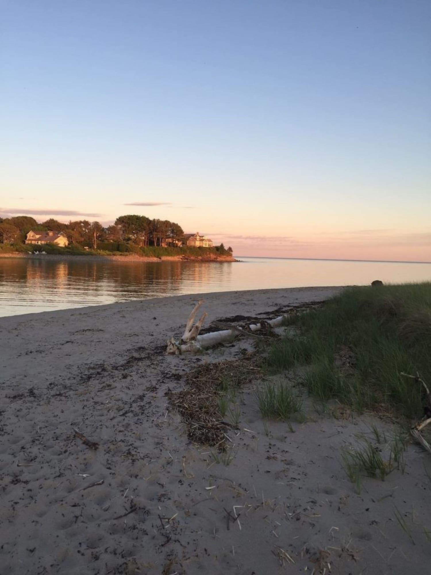 Playa Shorelands Guest Resort and Cottages