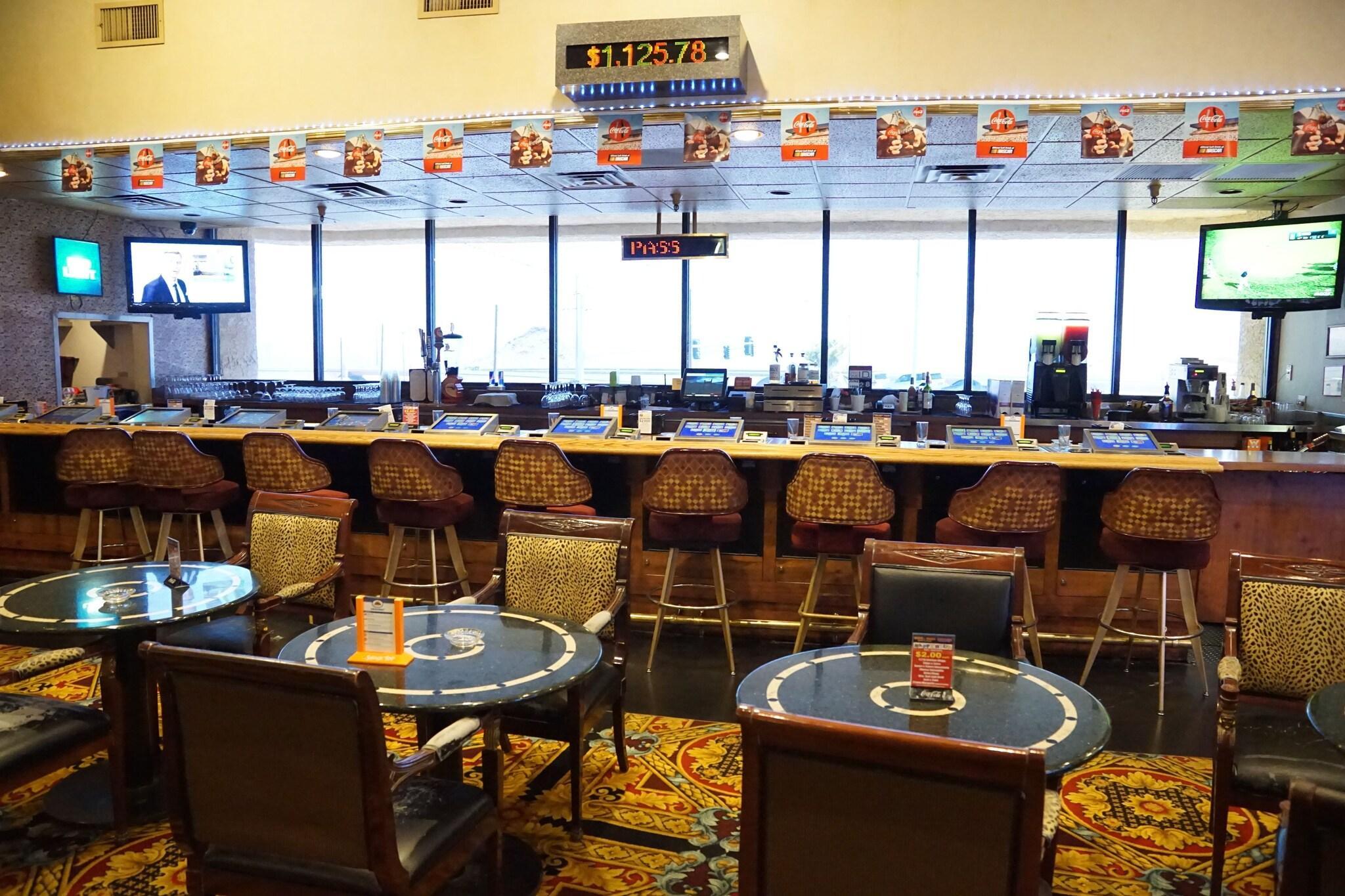 Bar/Salón Railroad Pass Hotel and Casino Ramada by Wyndham