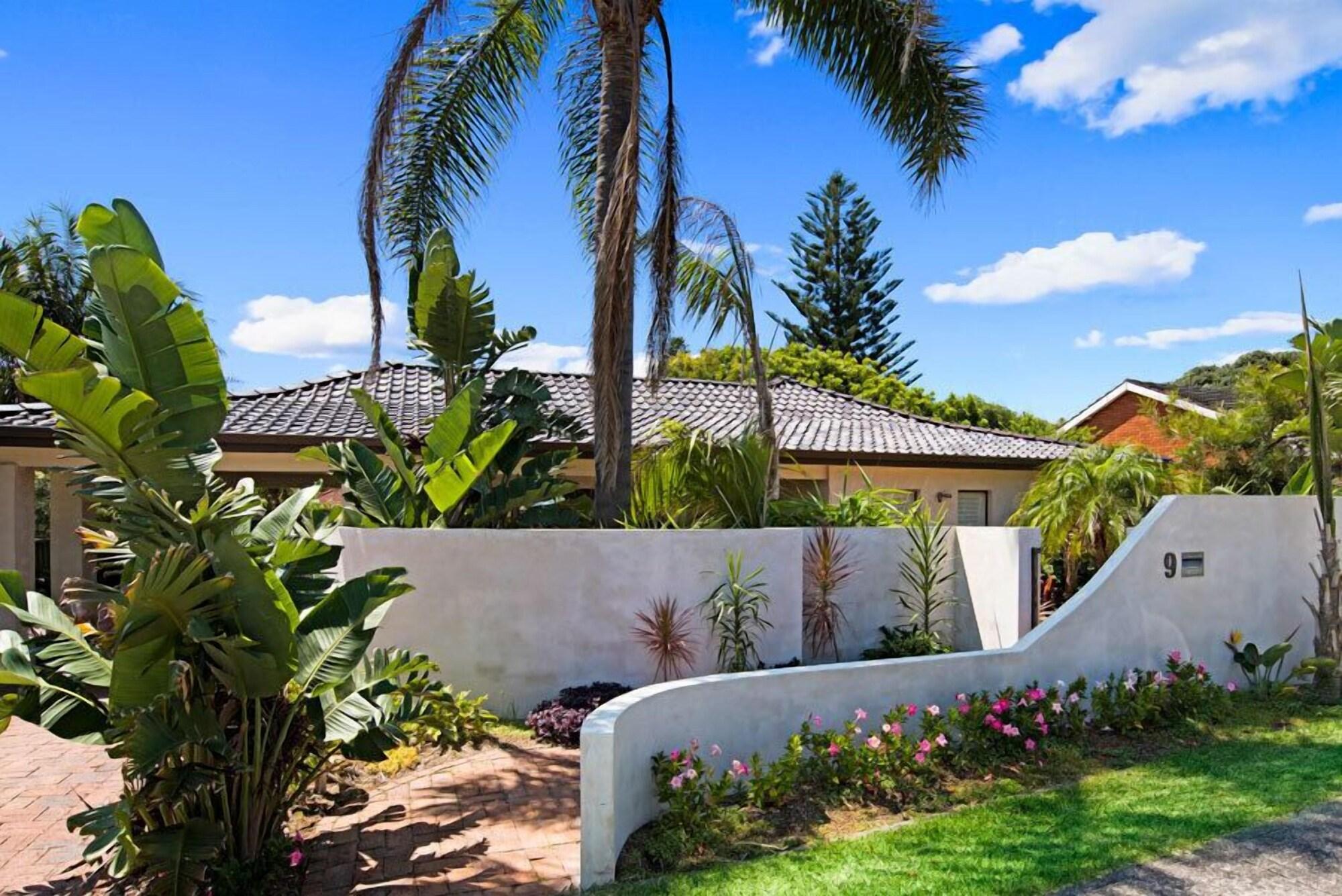 Varios Cronulla Beach House B&B