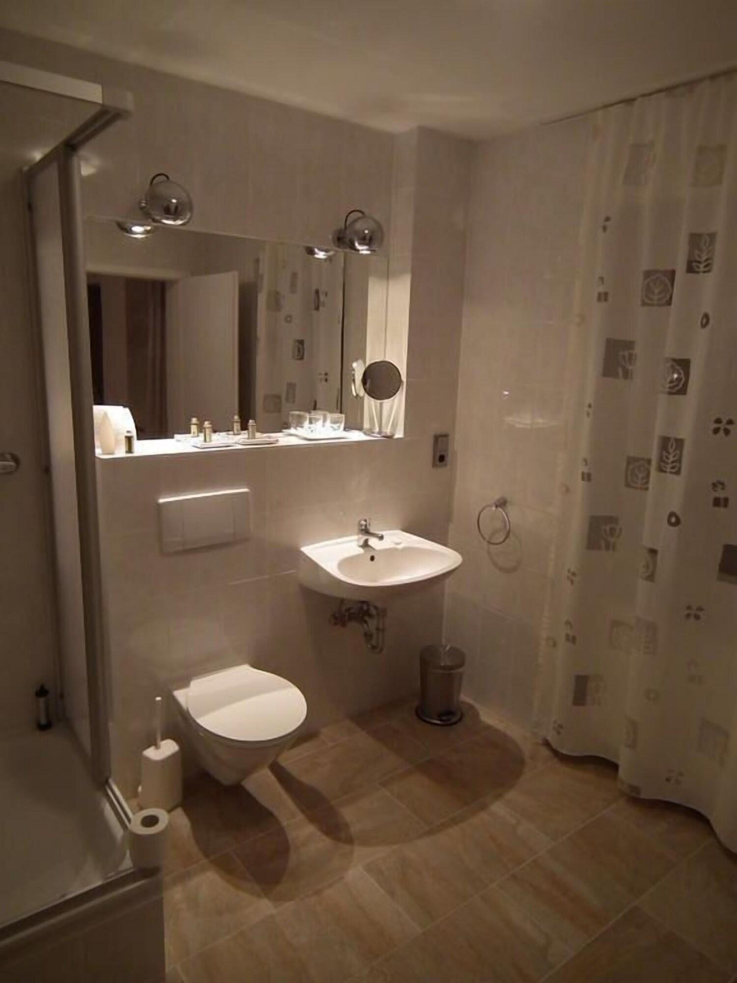 Equipamiento de Habitación Hotel Café del Maar