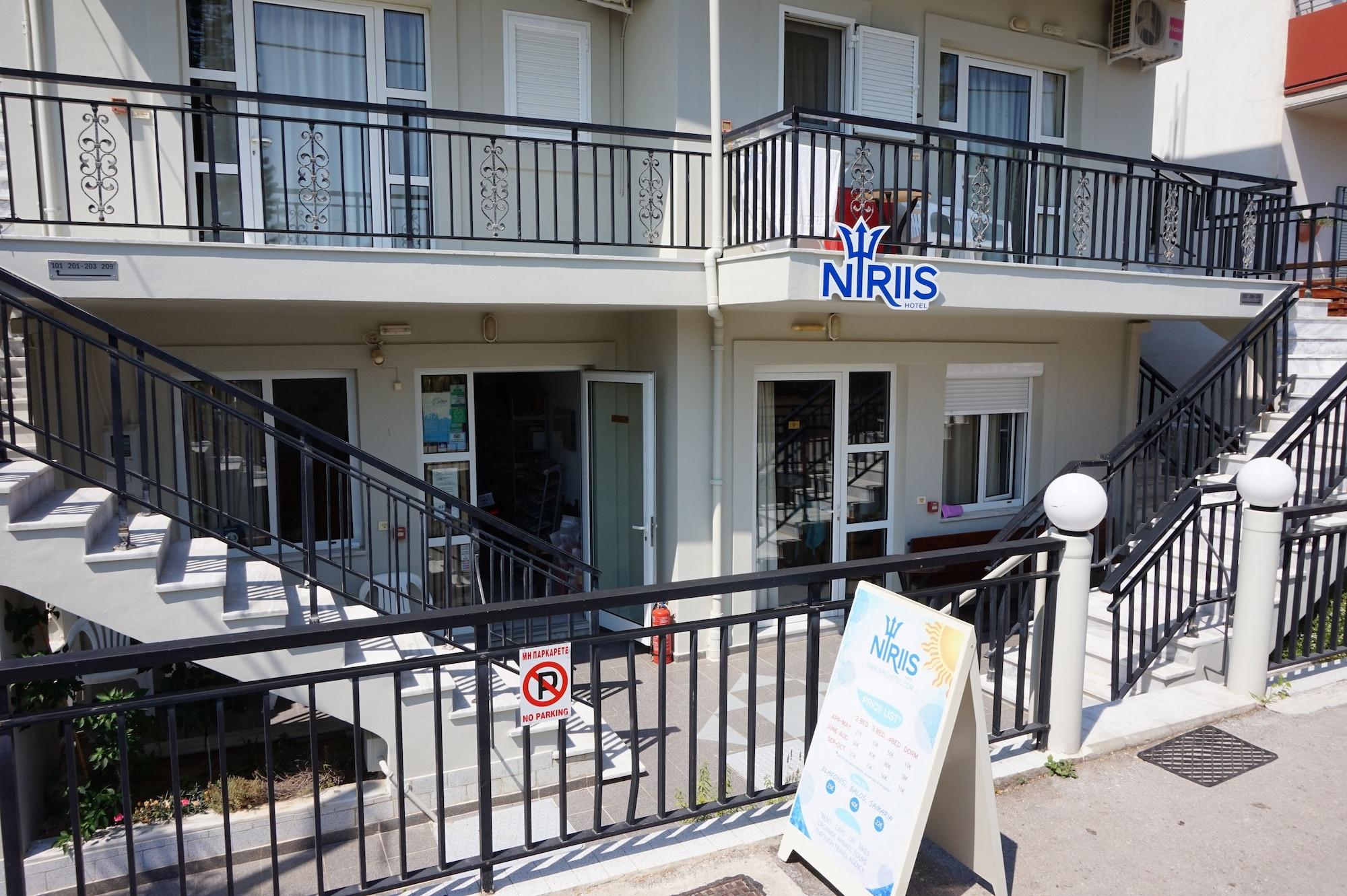 Vista Exterior Niriis Hotel