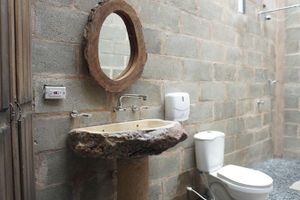 Alojamiento - CASTILLO ROMA HOTEL