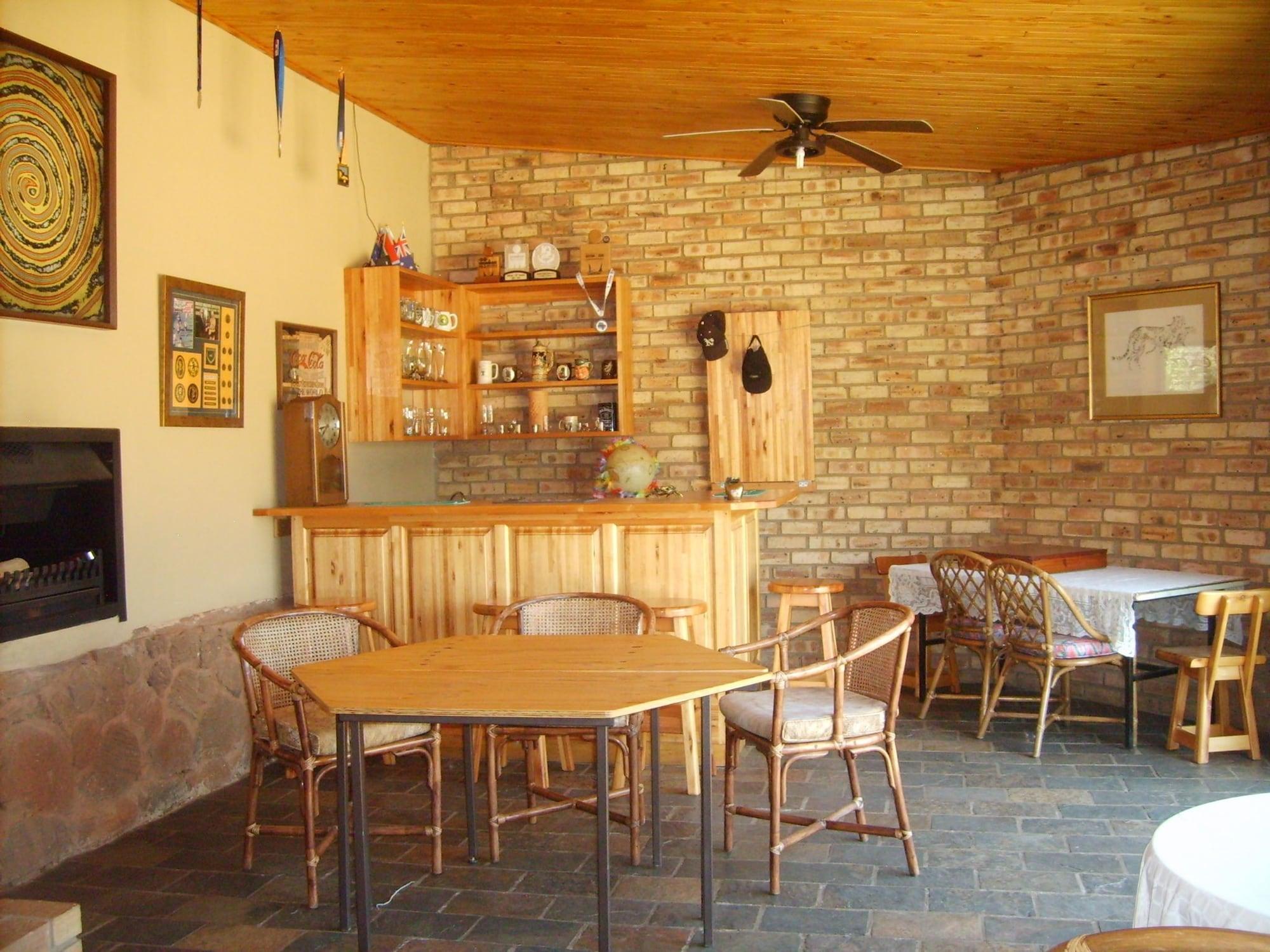 Vista Lobby Thirsty Falls Guest Farm