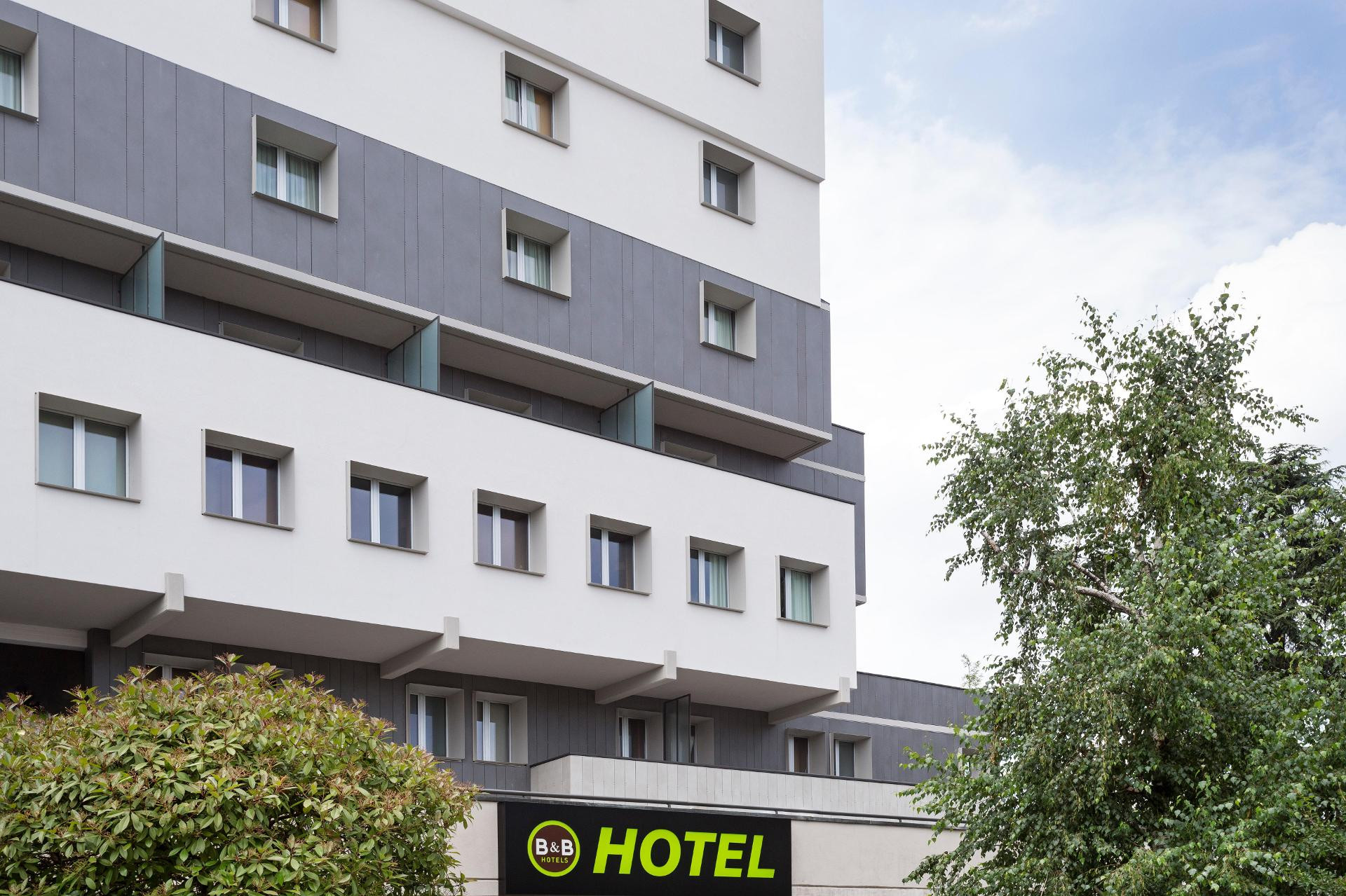 Vista Exterior B&B Hotel Modena