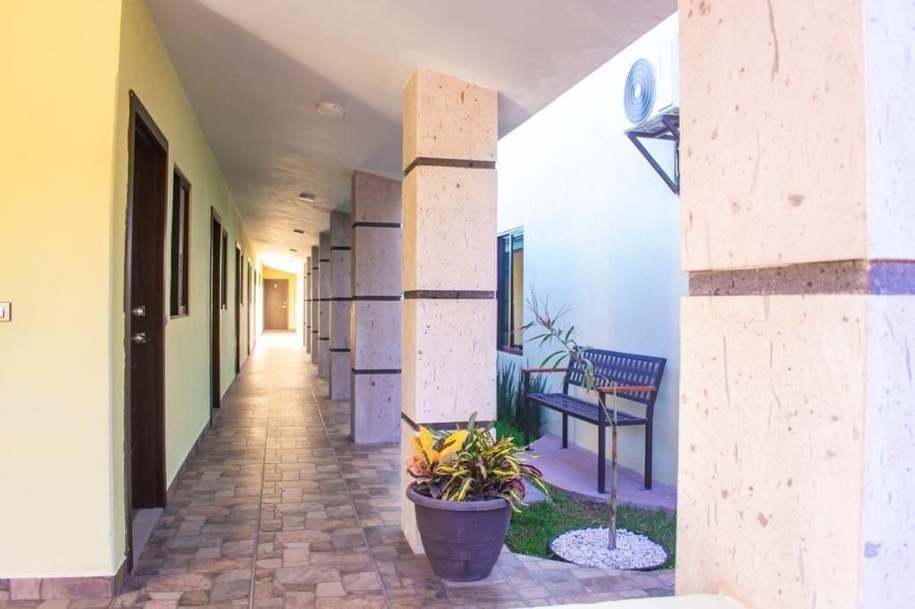 Vista Exterior Hotel el Milagro