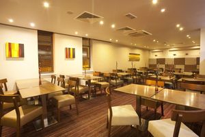 Alojamiento - HI EXPRESS LONDON CROYDON