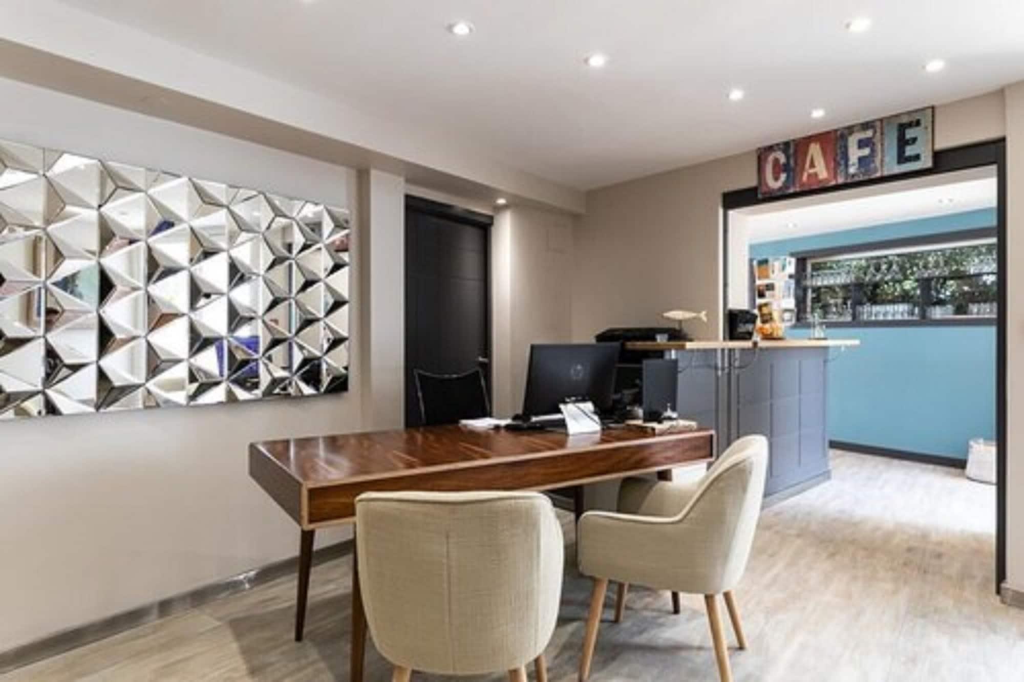 Vista Lobby Roc Hotel