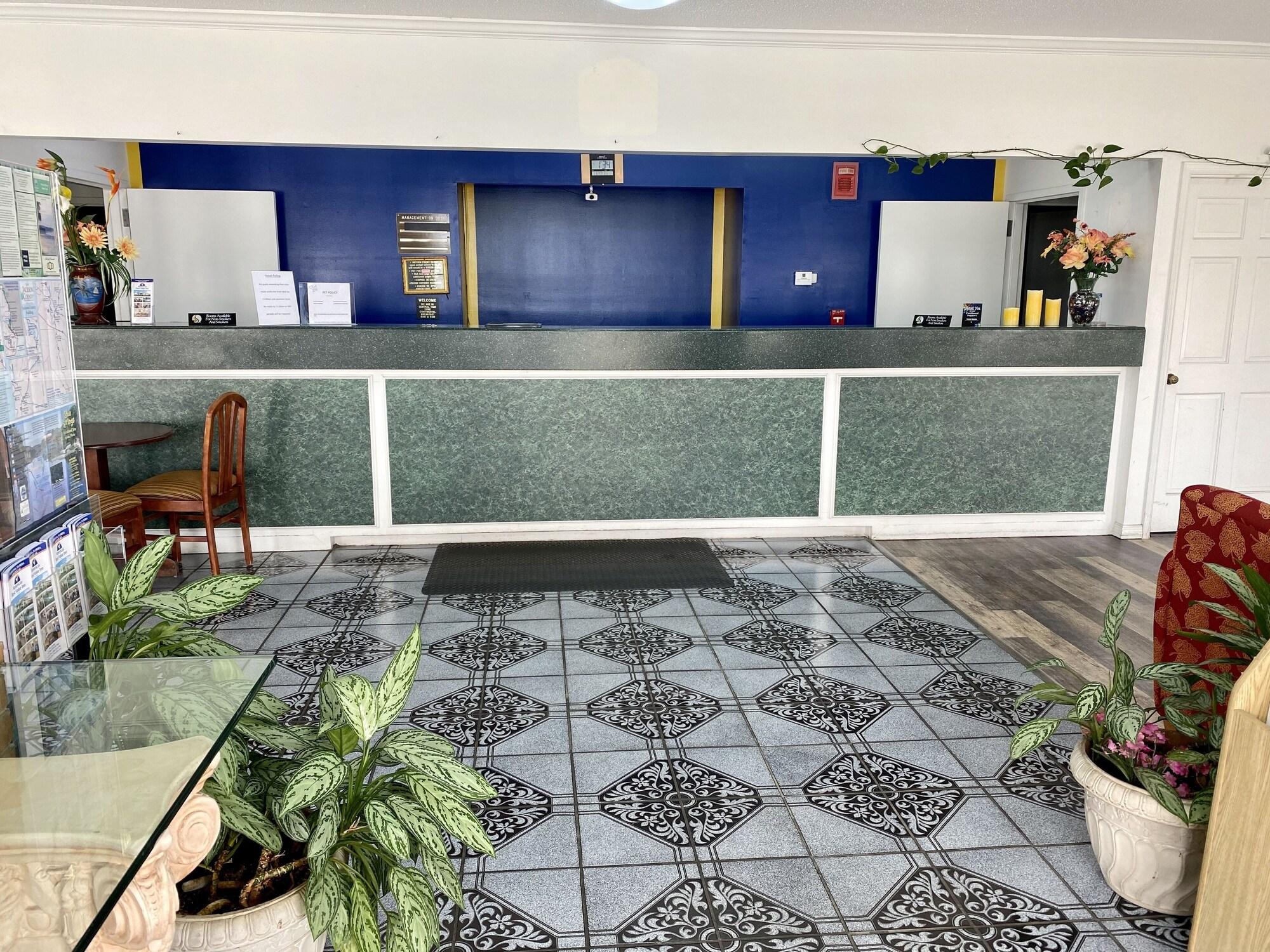 Vista Lobby Motel 6 Marianna, FL
