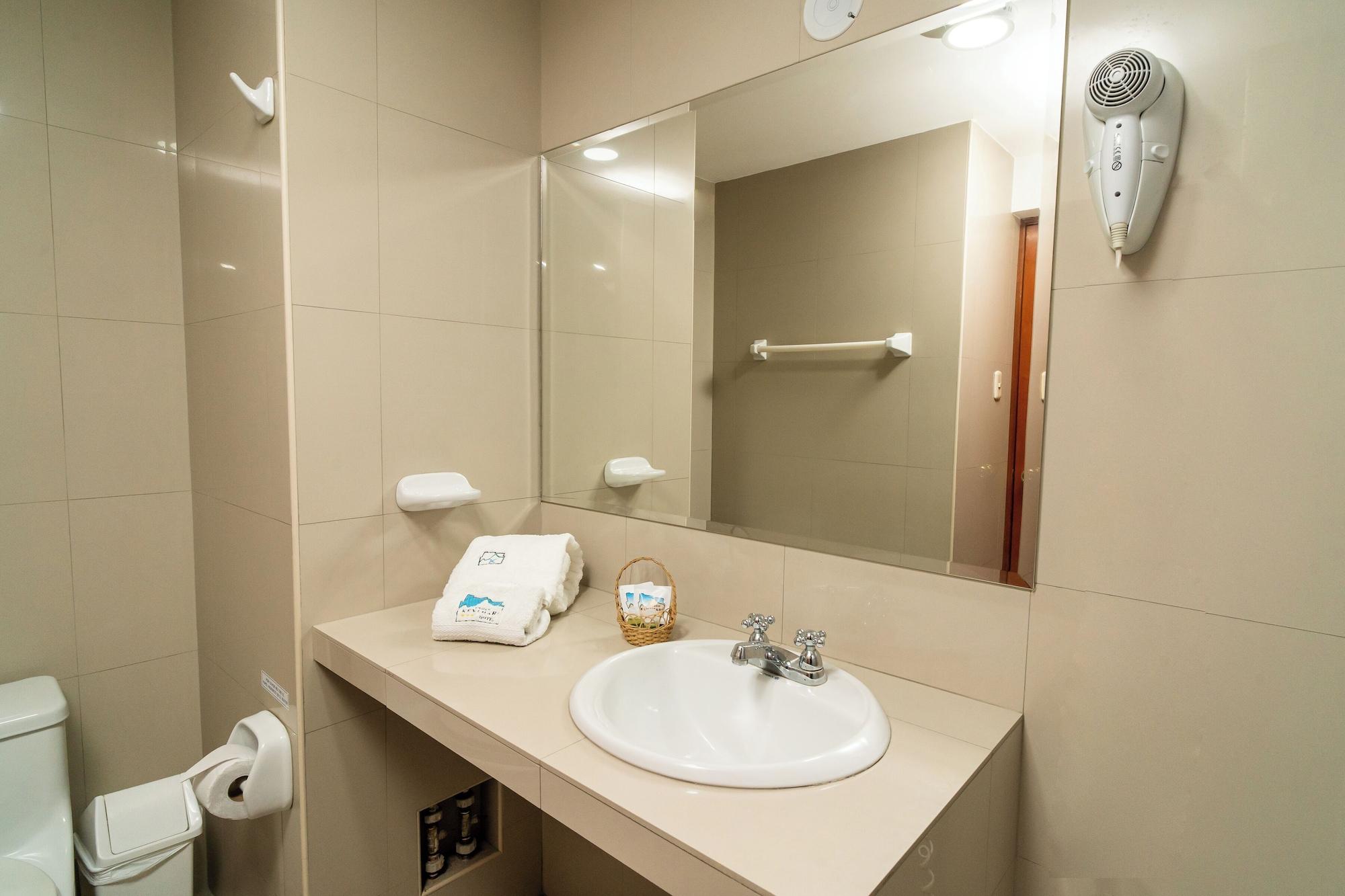 Equipamiento de Habitación Hotel Kenamari
