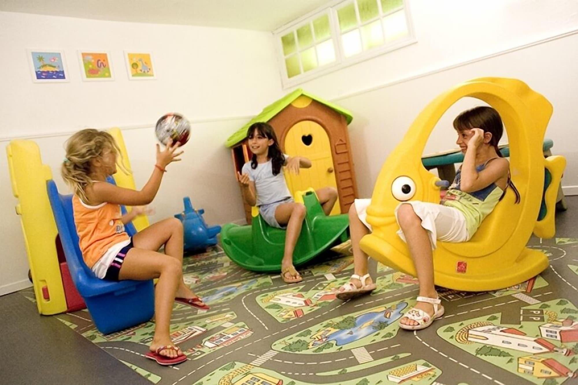 Instalaciones Recreativas Hotel Aida