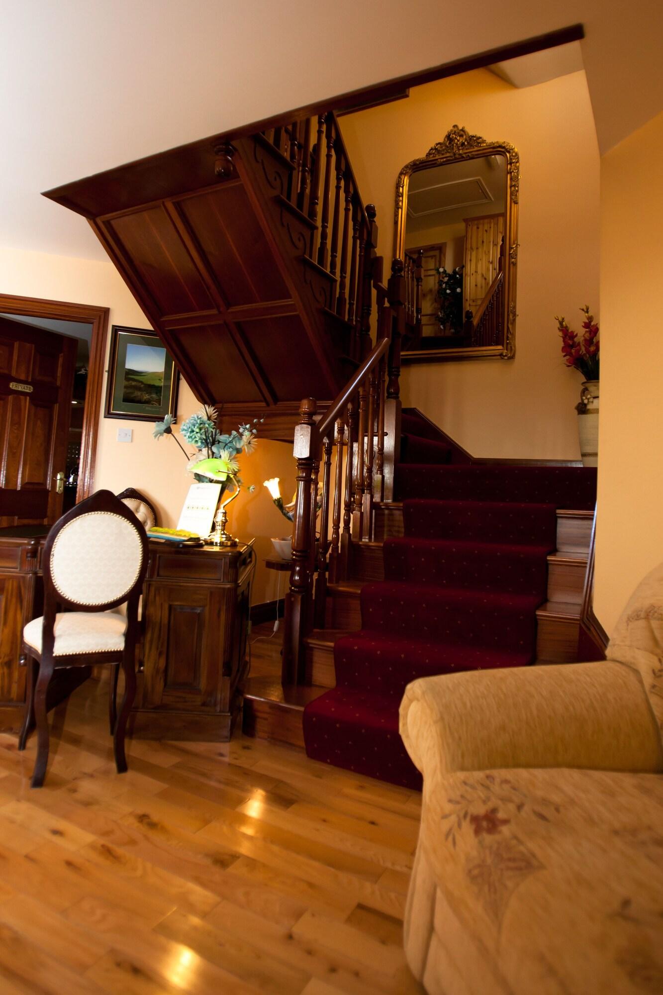 Vista Lobby The Tides B&B
