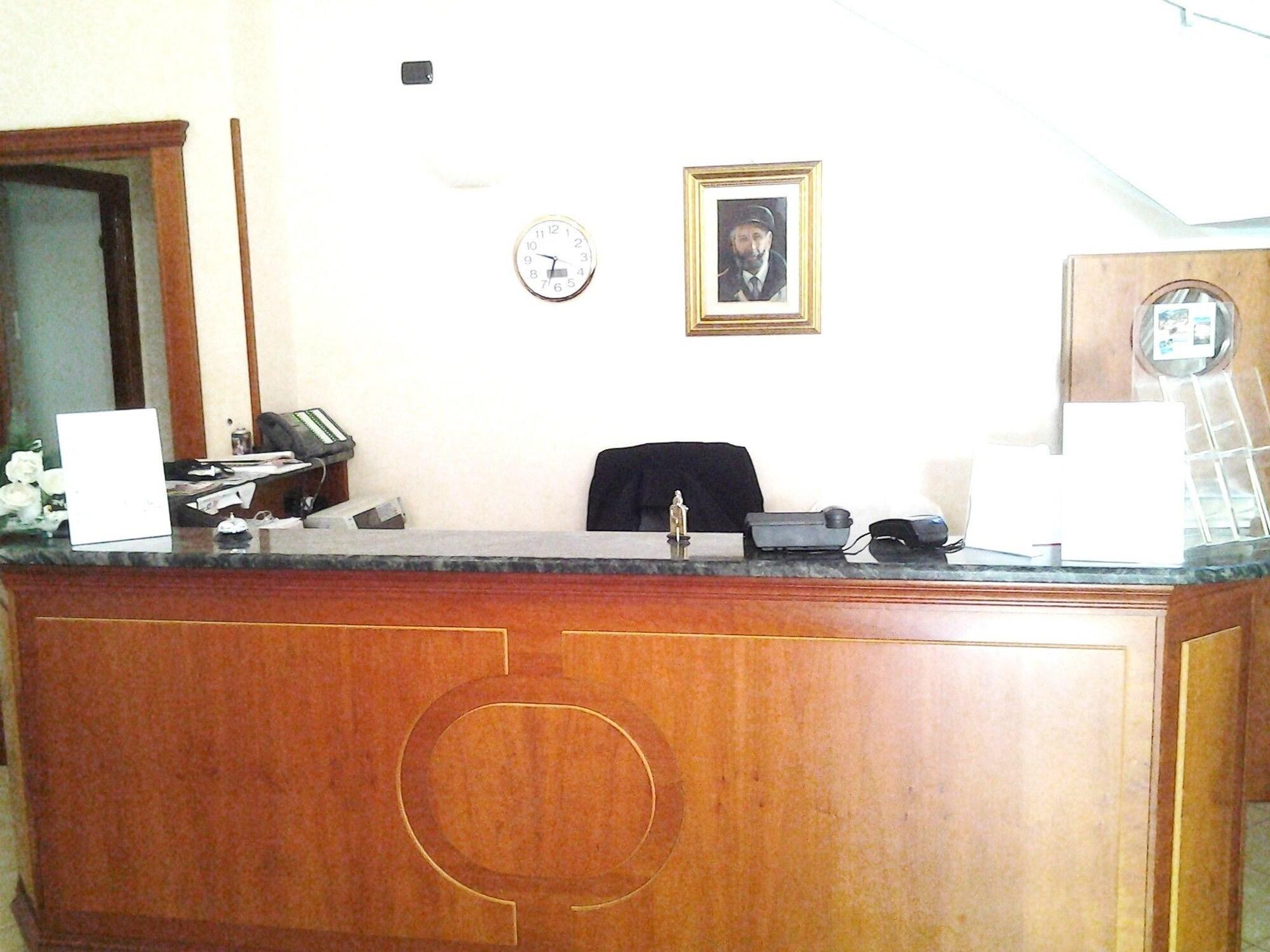 Vista Lobby Hotel nuovo Suisse