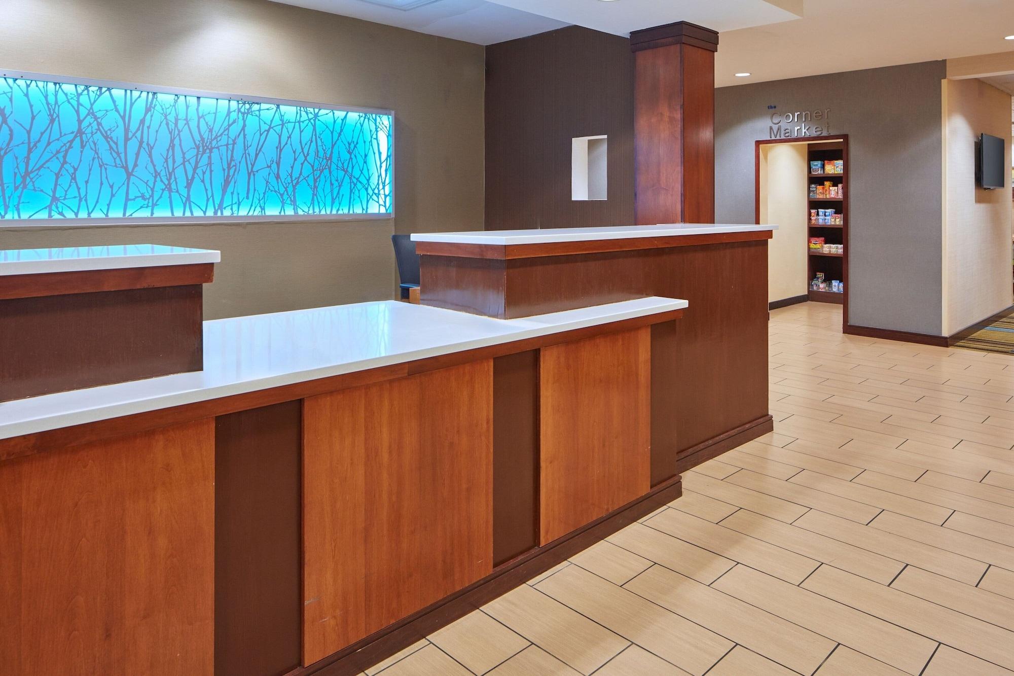 Vista Lobby Fairfield Inn & Suites by Marriott Frankfort