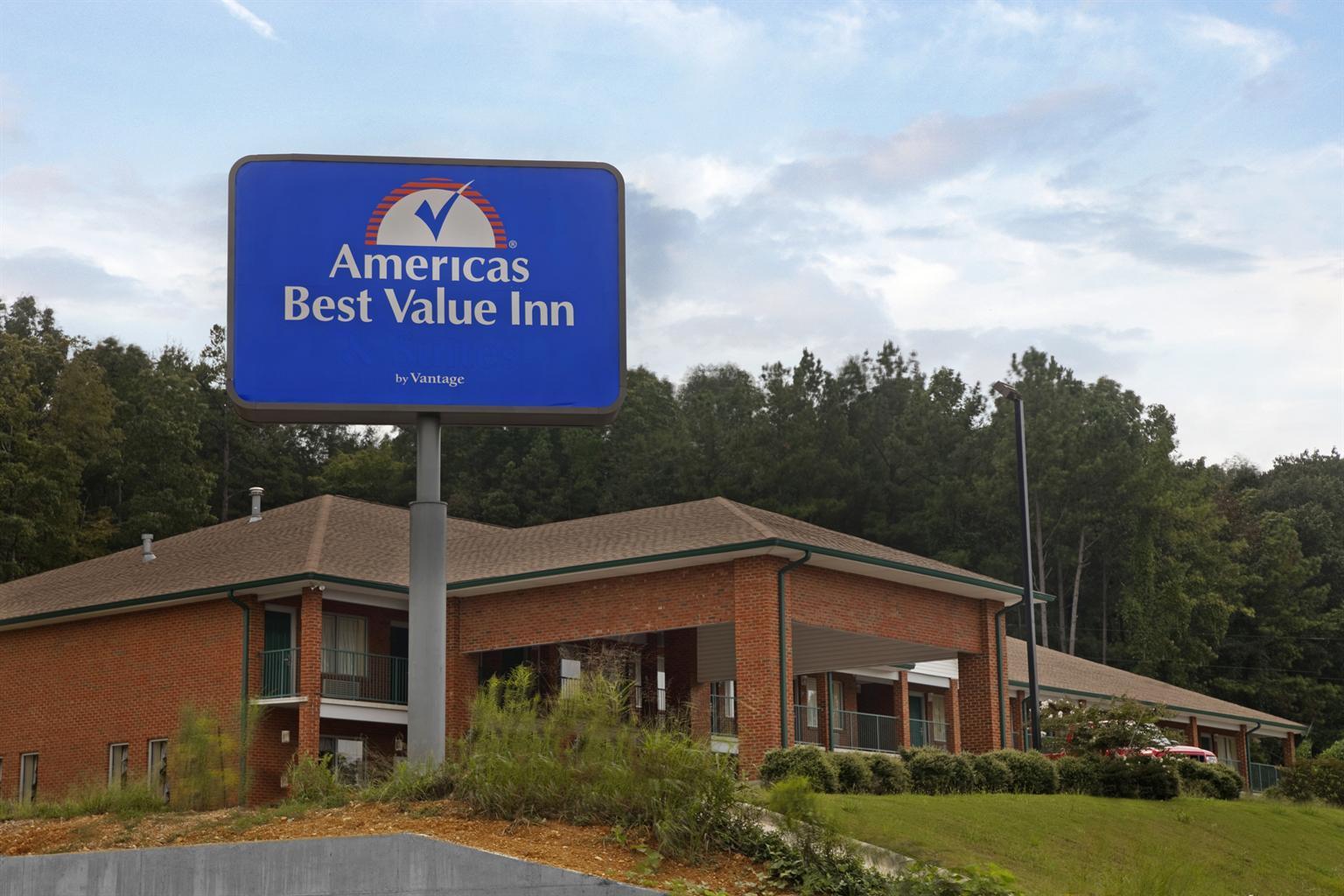 Vista Exterior Americas Inn