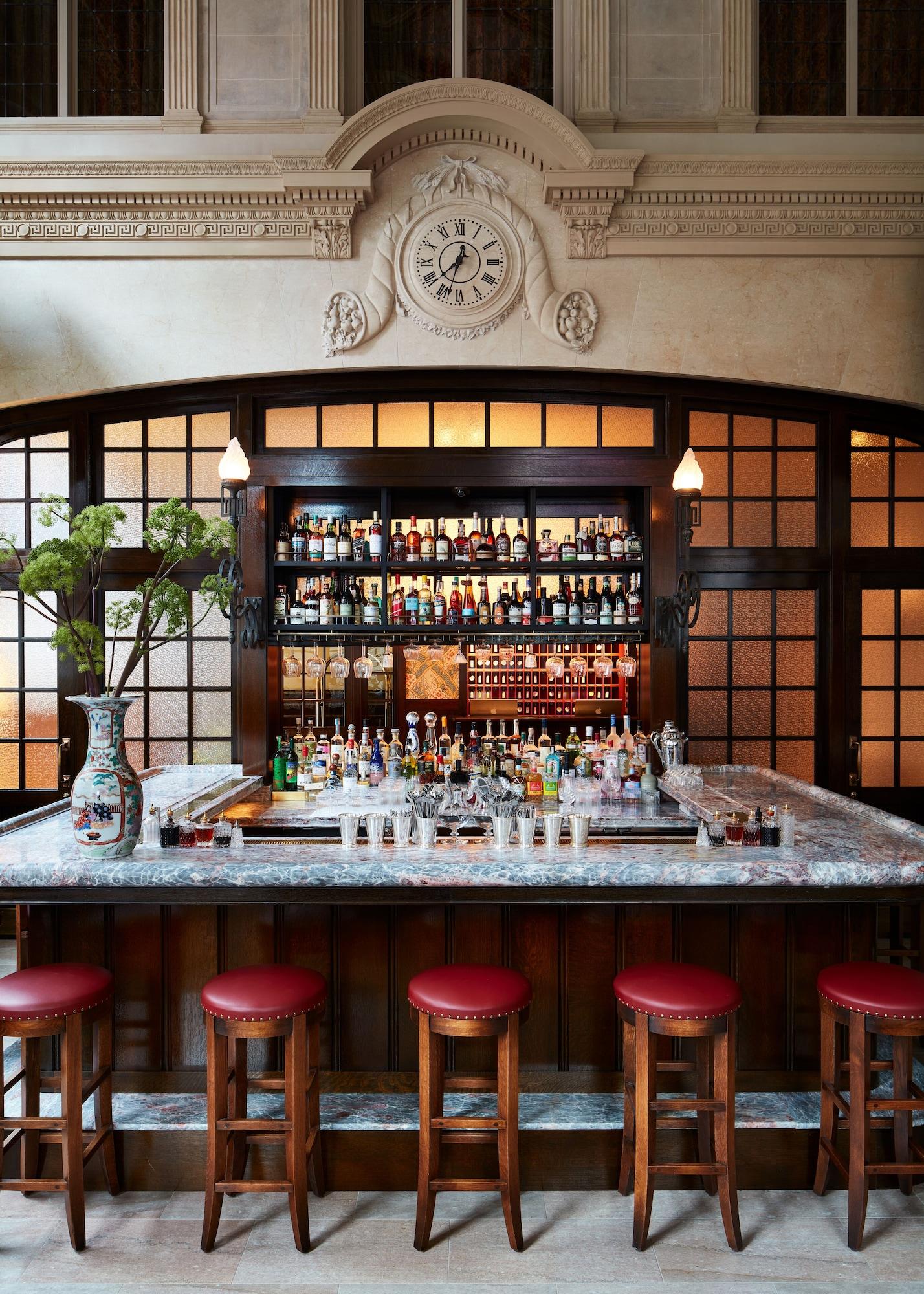 Bar/Salón Nine Orchard