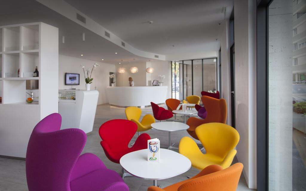 Bar/Salón Hotel City Lugano