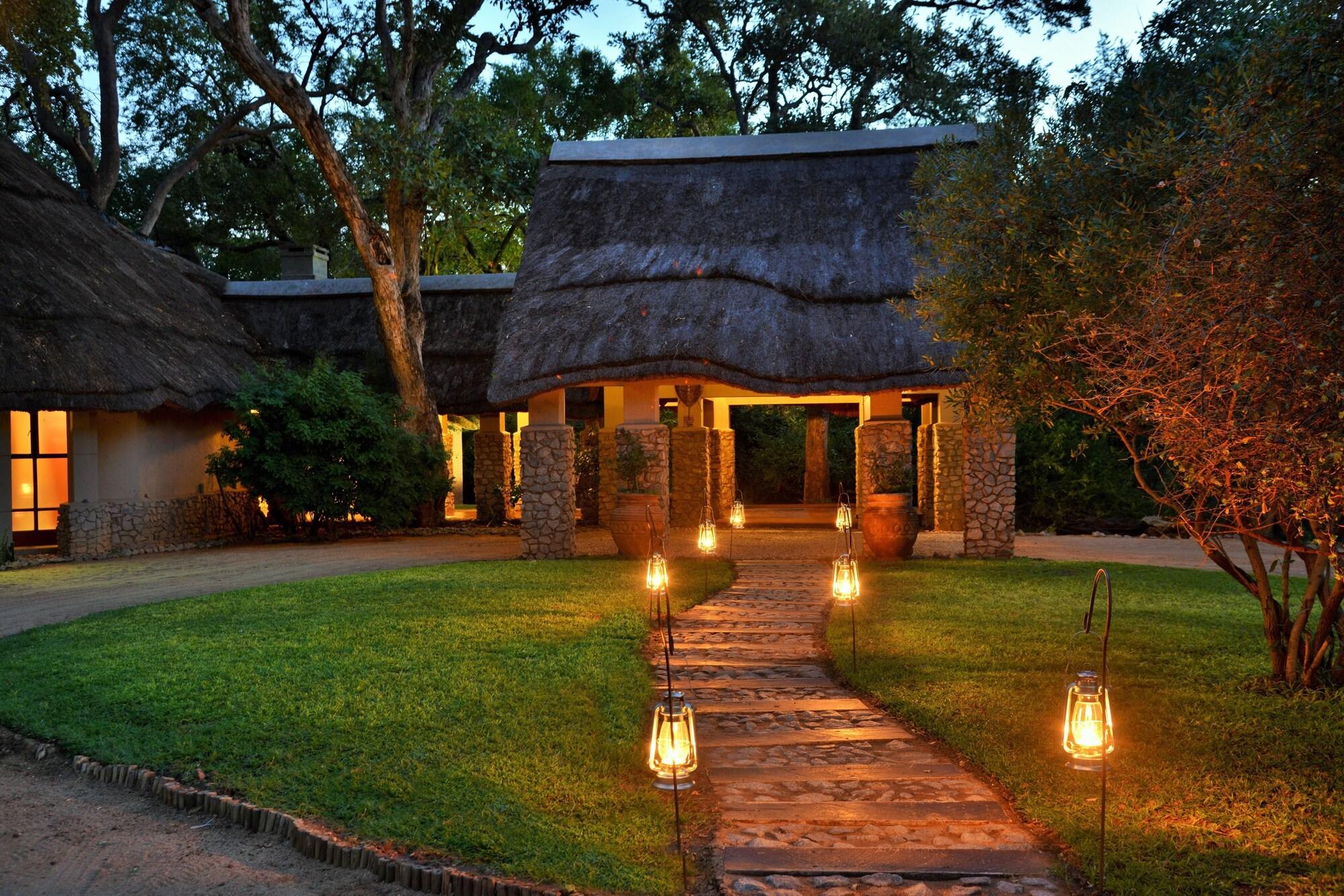 Varios Imbali Safari Lodge