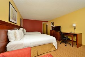 Alojamiento - Courtyard By Marriott Bentonville