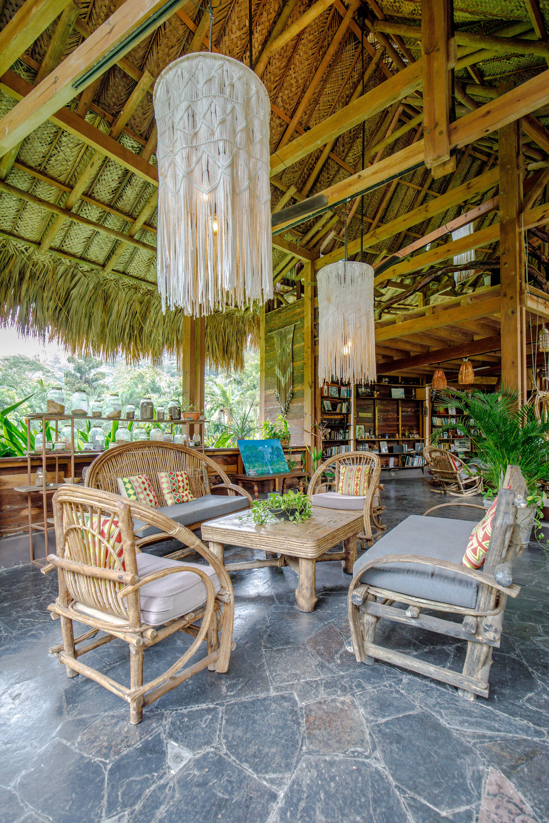 Bar/Salón One Santuario Natural