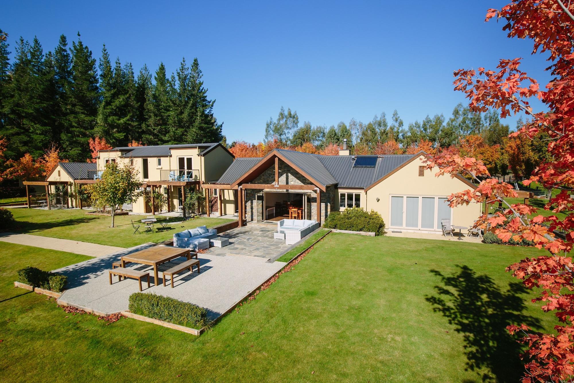 Vista Exterior Maple Lodge