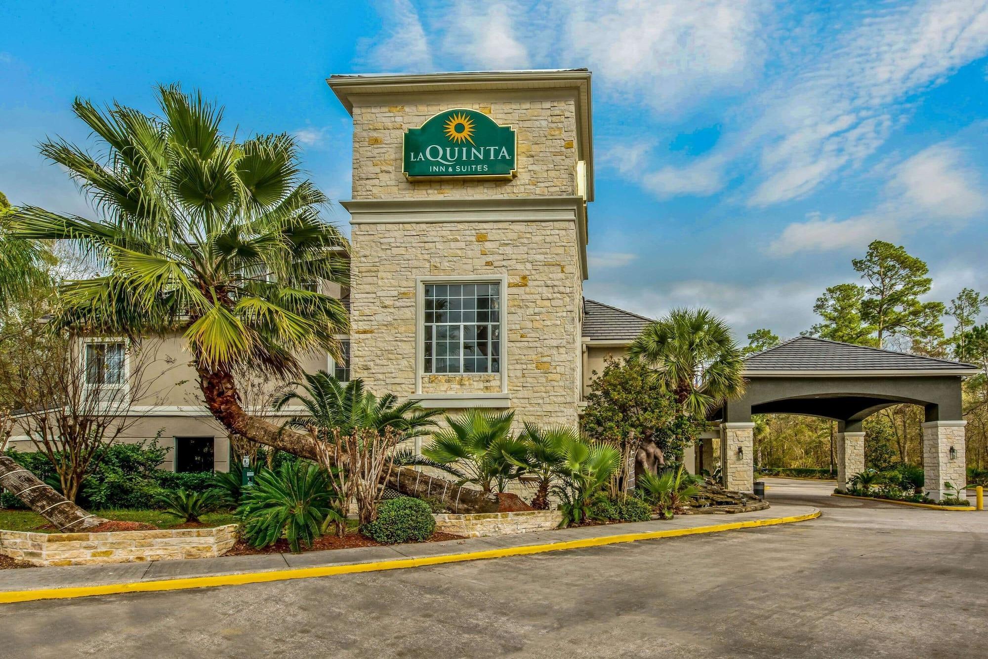 Vista Exterior La Quinta Inn & Suites by Wyndham Kingwood Houston IAH Airpt