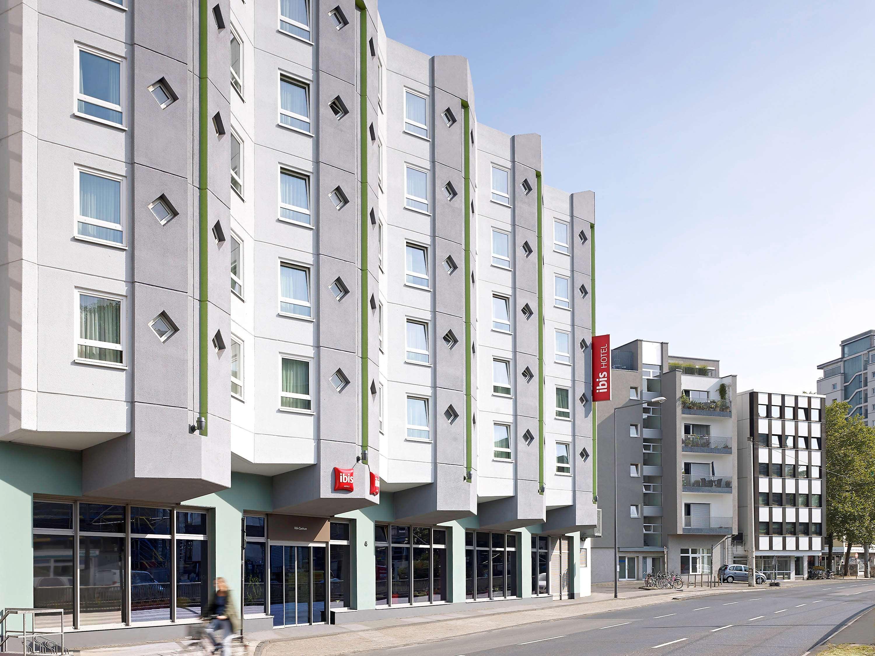 Vista Exterior ibis Hotel Köln Centrum