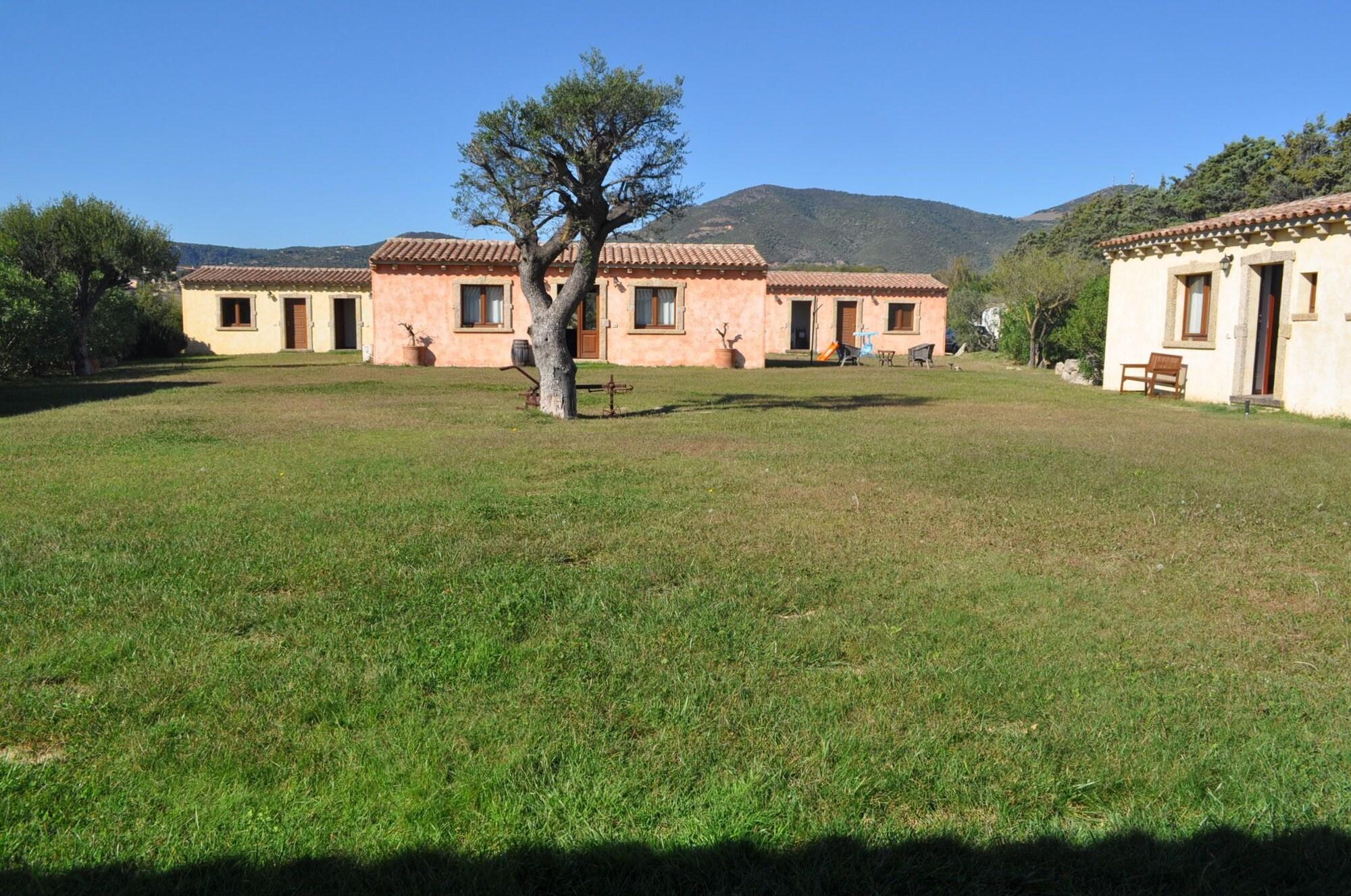 Vista Exterior Bed and breakfast Pubulos