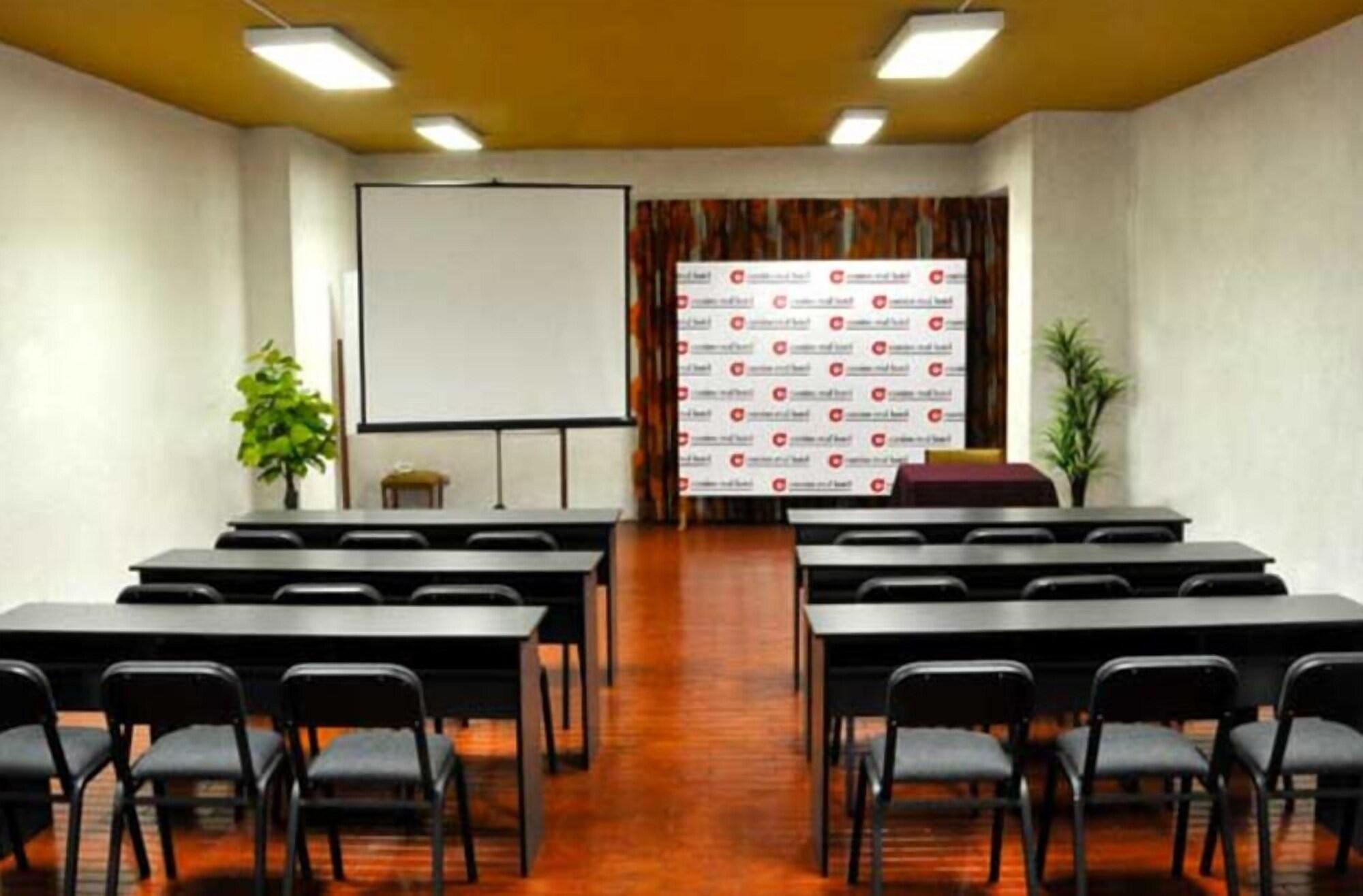 Sala de Reuniones Camino Real Hotel