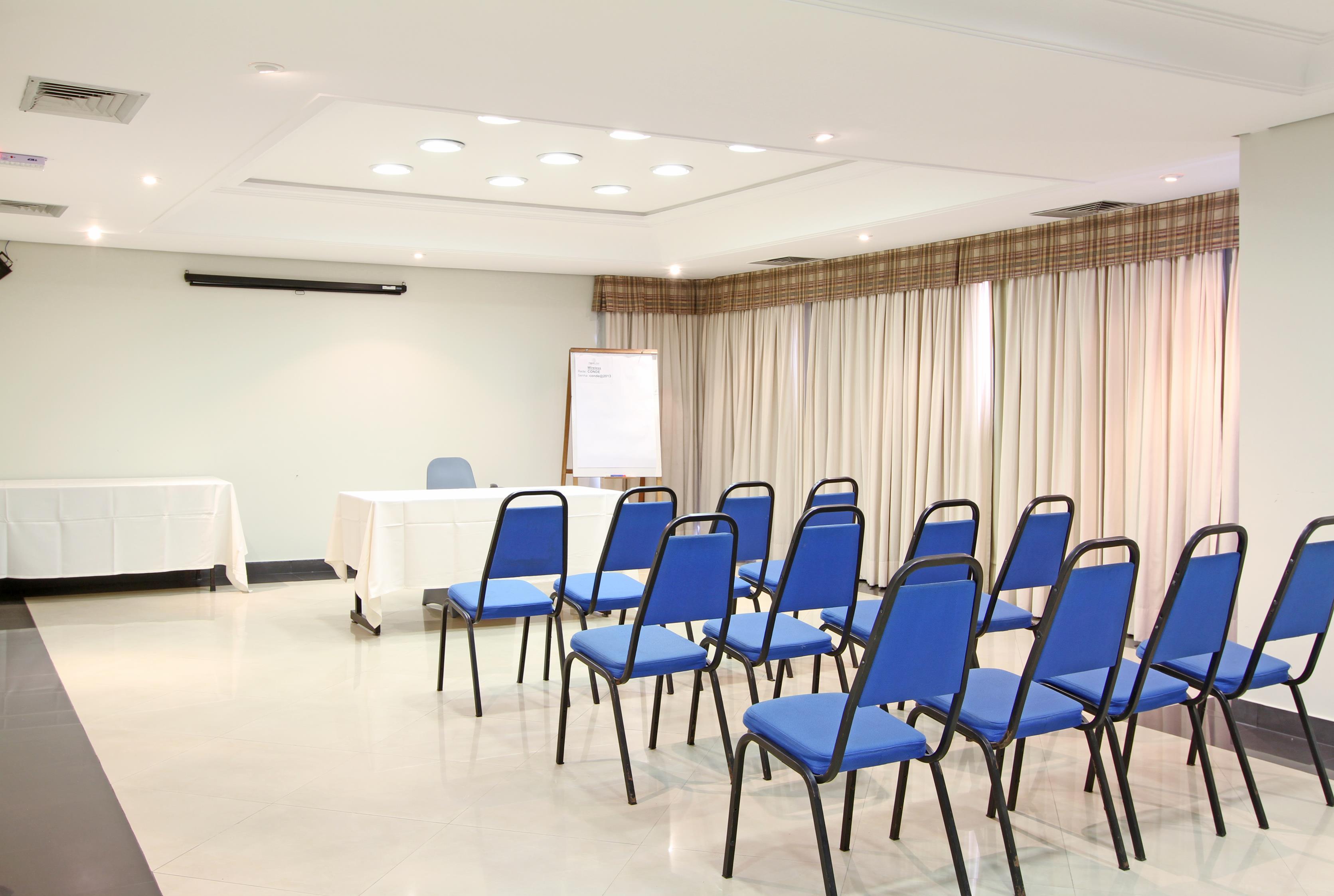 Sala de Reuniones Travel Inn Conde Luciano