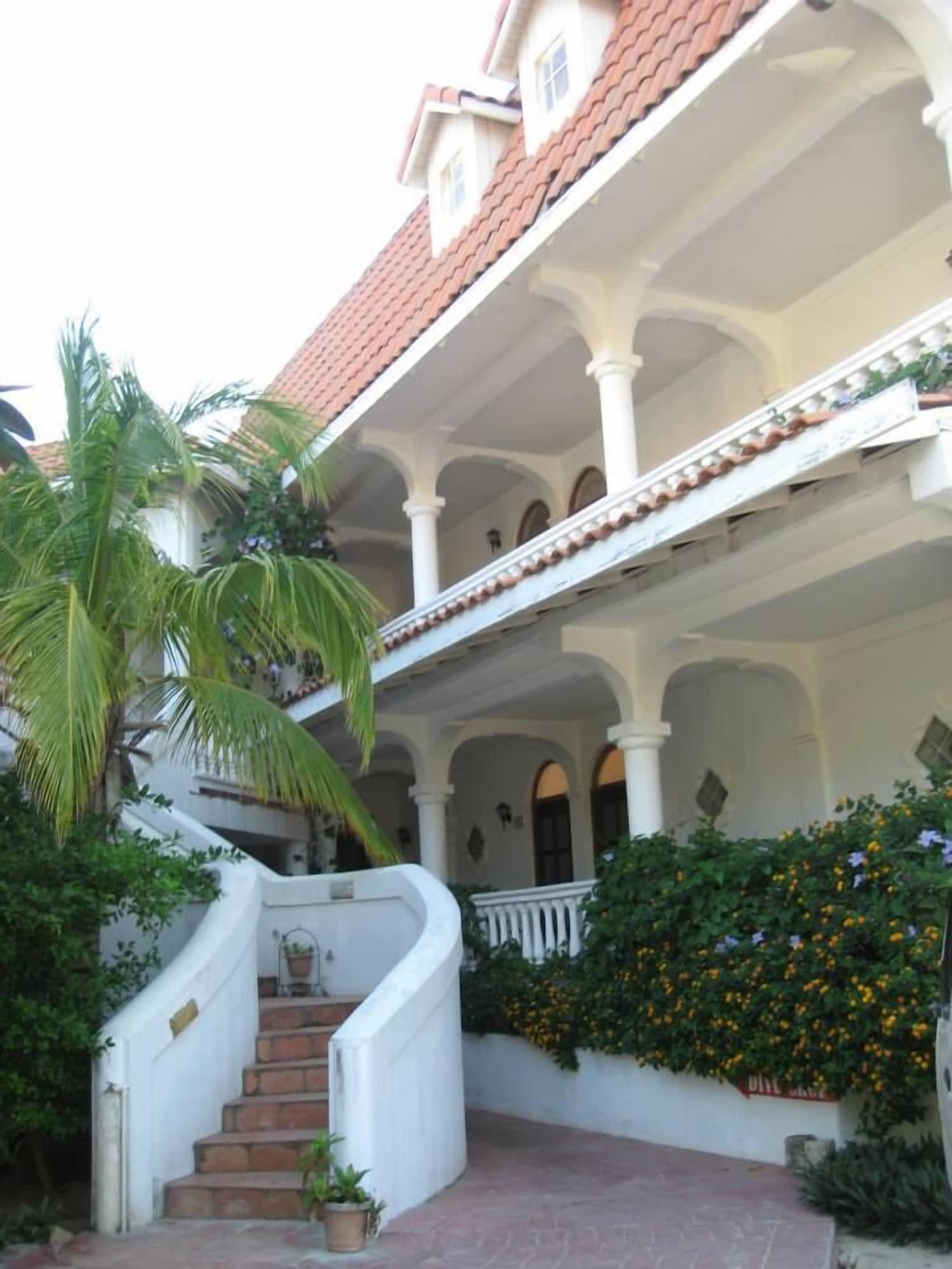 Vista Exterior Sueno Del Mar Resort