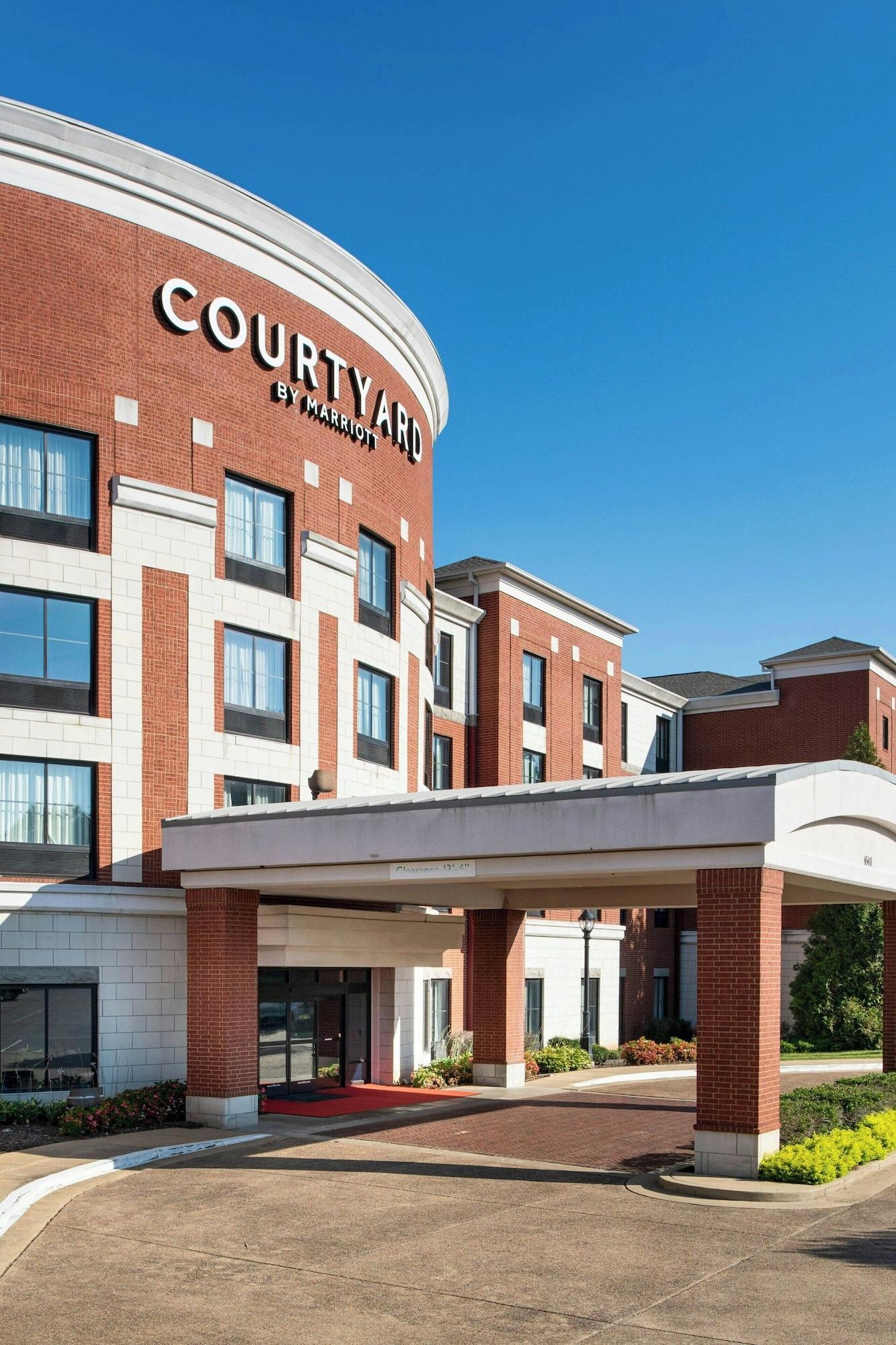 Vista Exterior Courtyard by Marriott Collierville