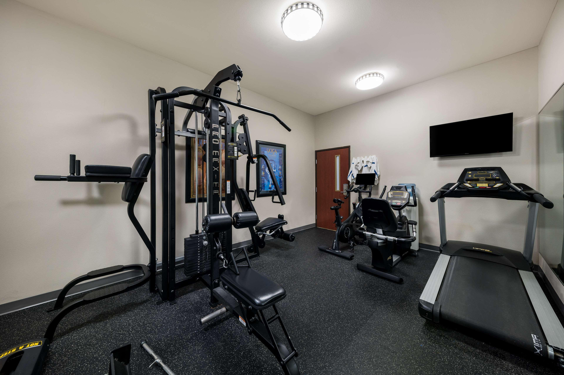 Gimnasio Best Western Plus Lake Dallas Inn & Suites