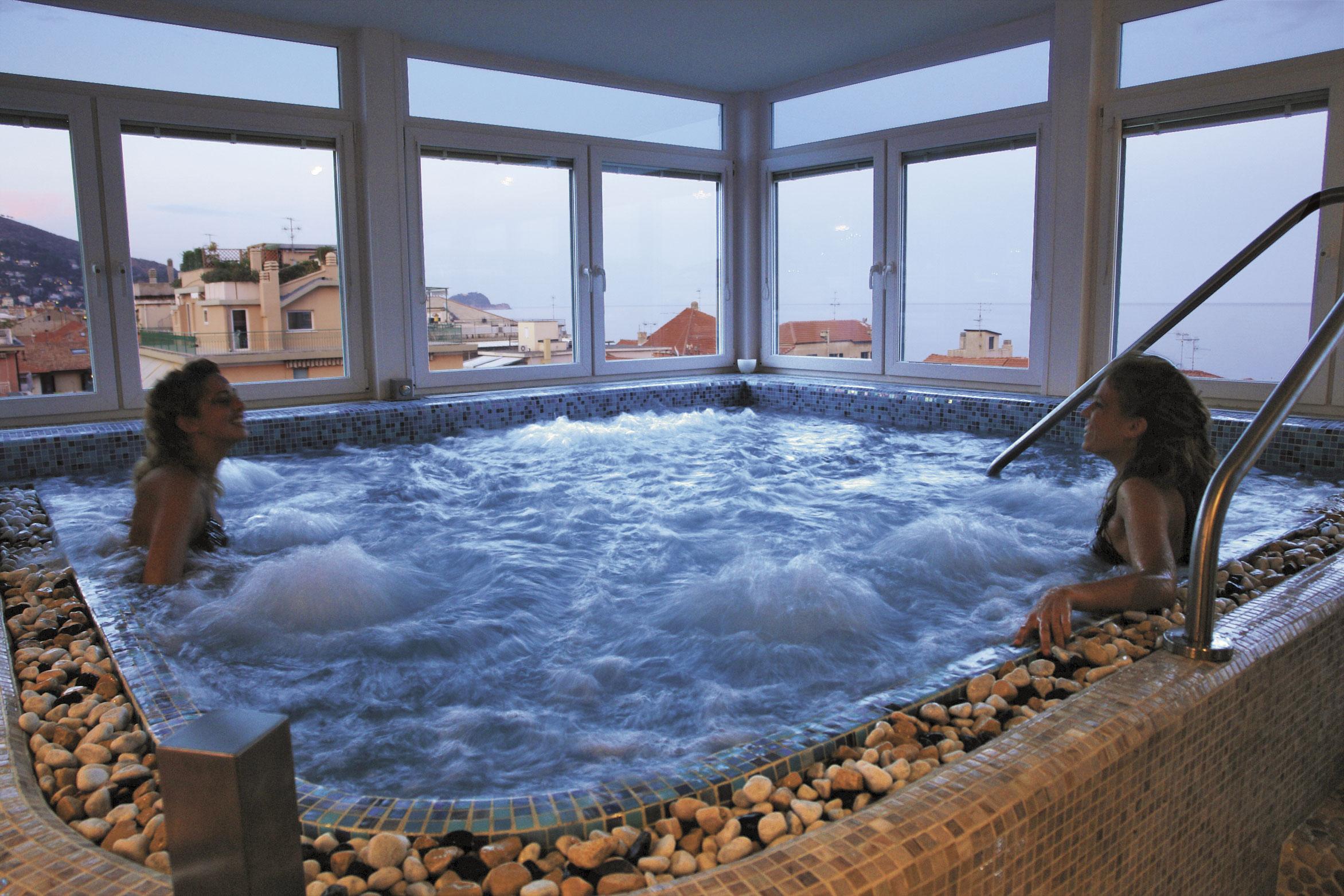 Vista Piscina Allegroitalia Alassio Rosa