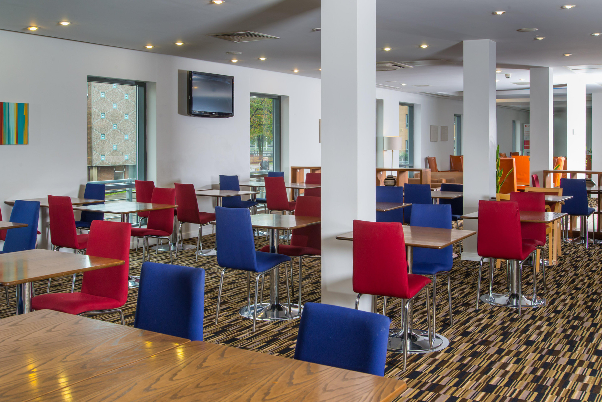Restaurant Holiday Inn Express Stevenage by IHG