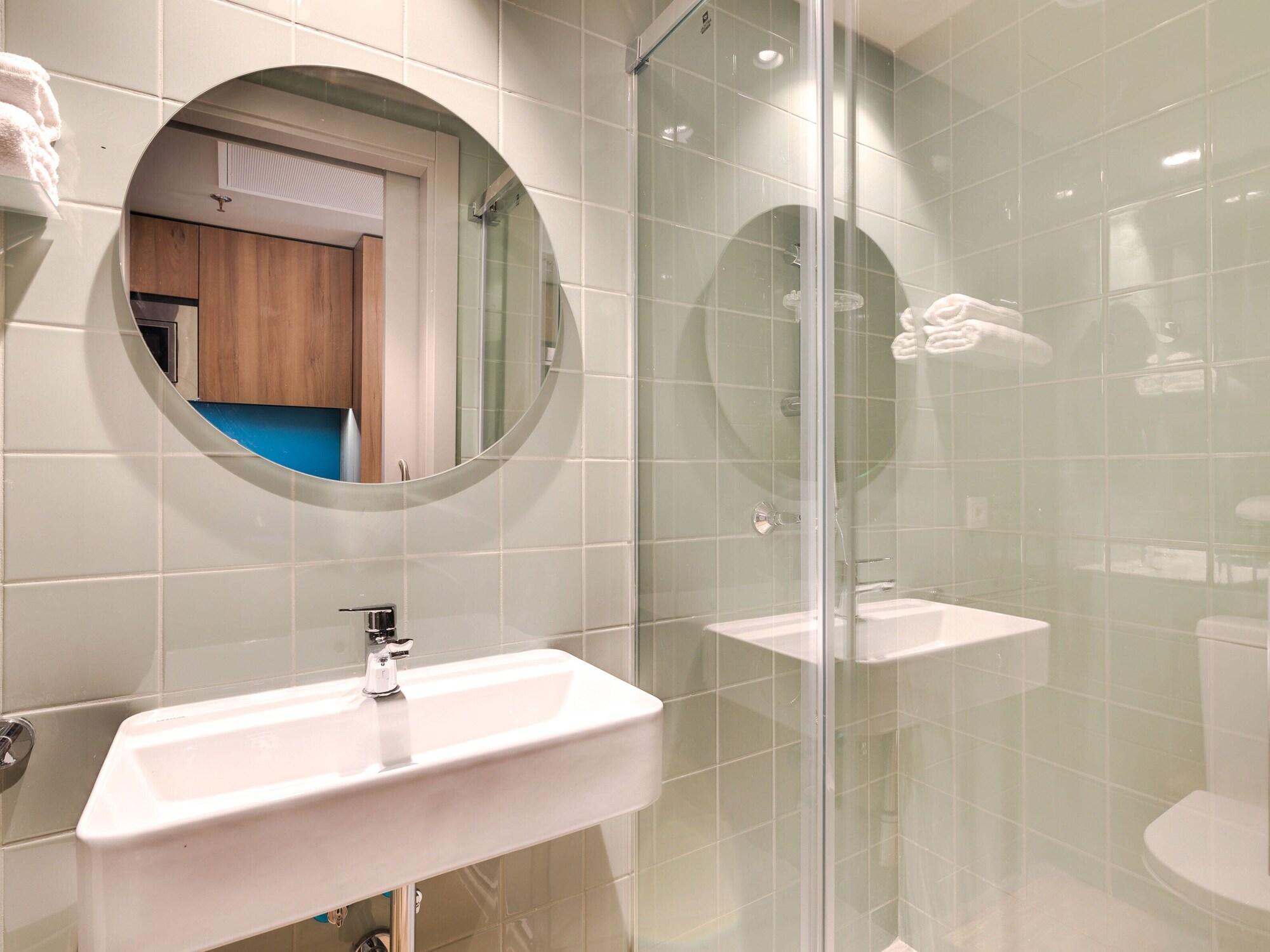 Equipamiento de Habitación Livensa Living Studios Valencia Viveros