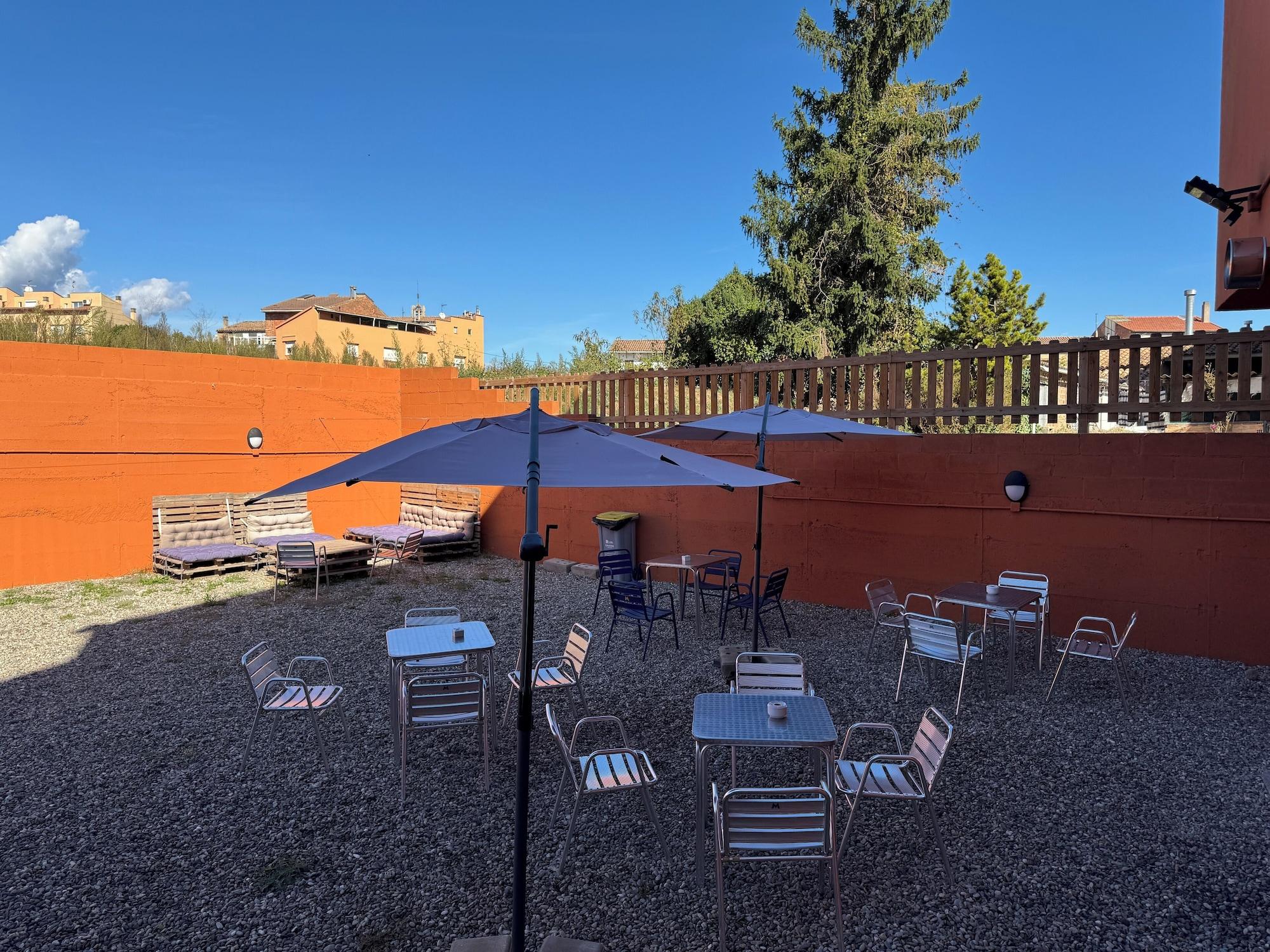 Vista Exterior HOTEL ORENETA - Gironella