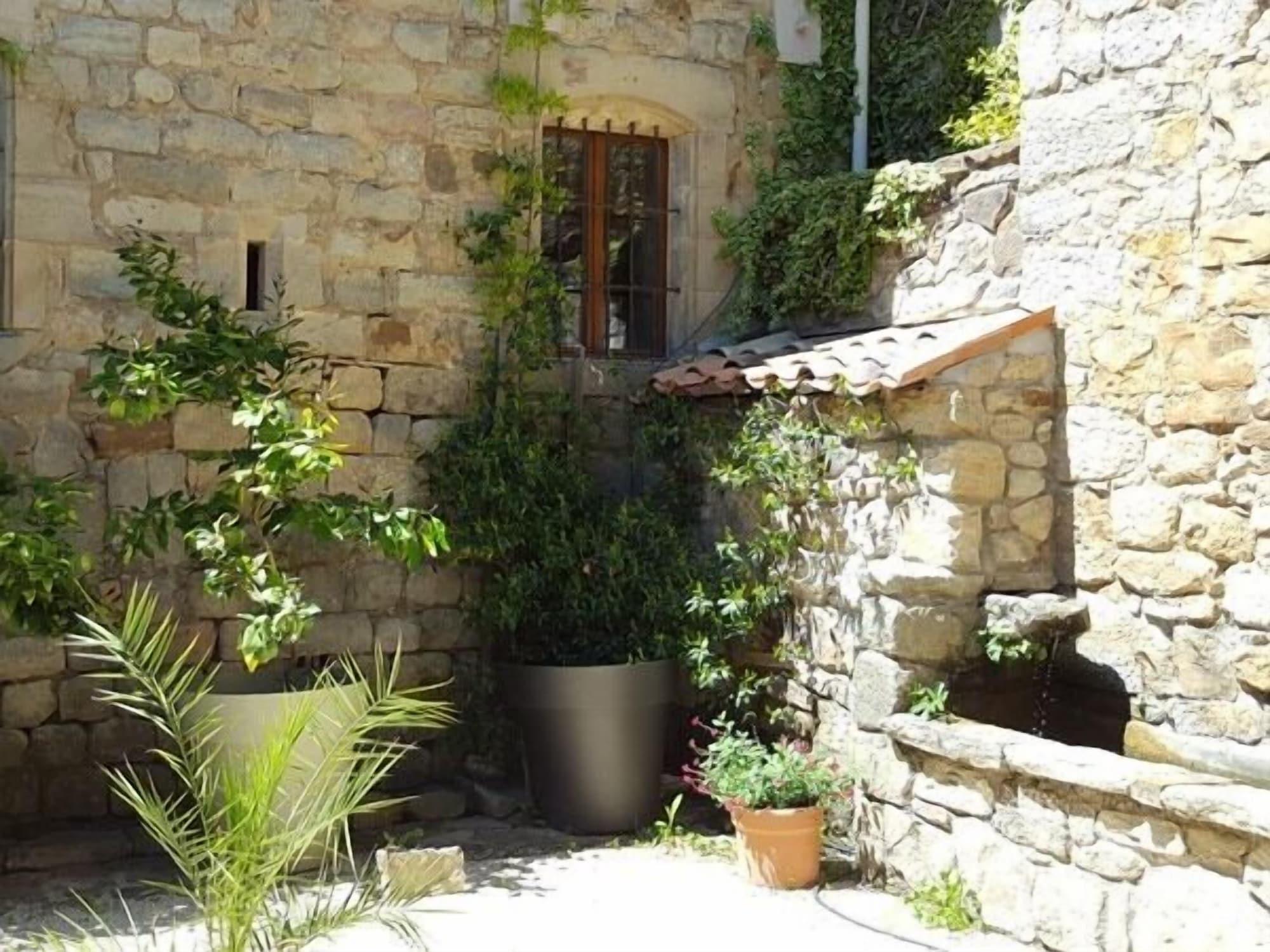 Vista Exterior Le Mas de Combeau