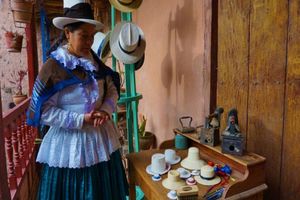 Actividad - Andean Hat Crafting Class with Local Artisans in Maras