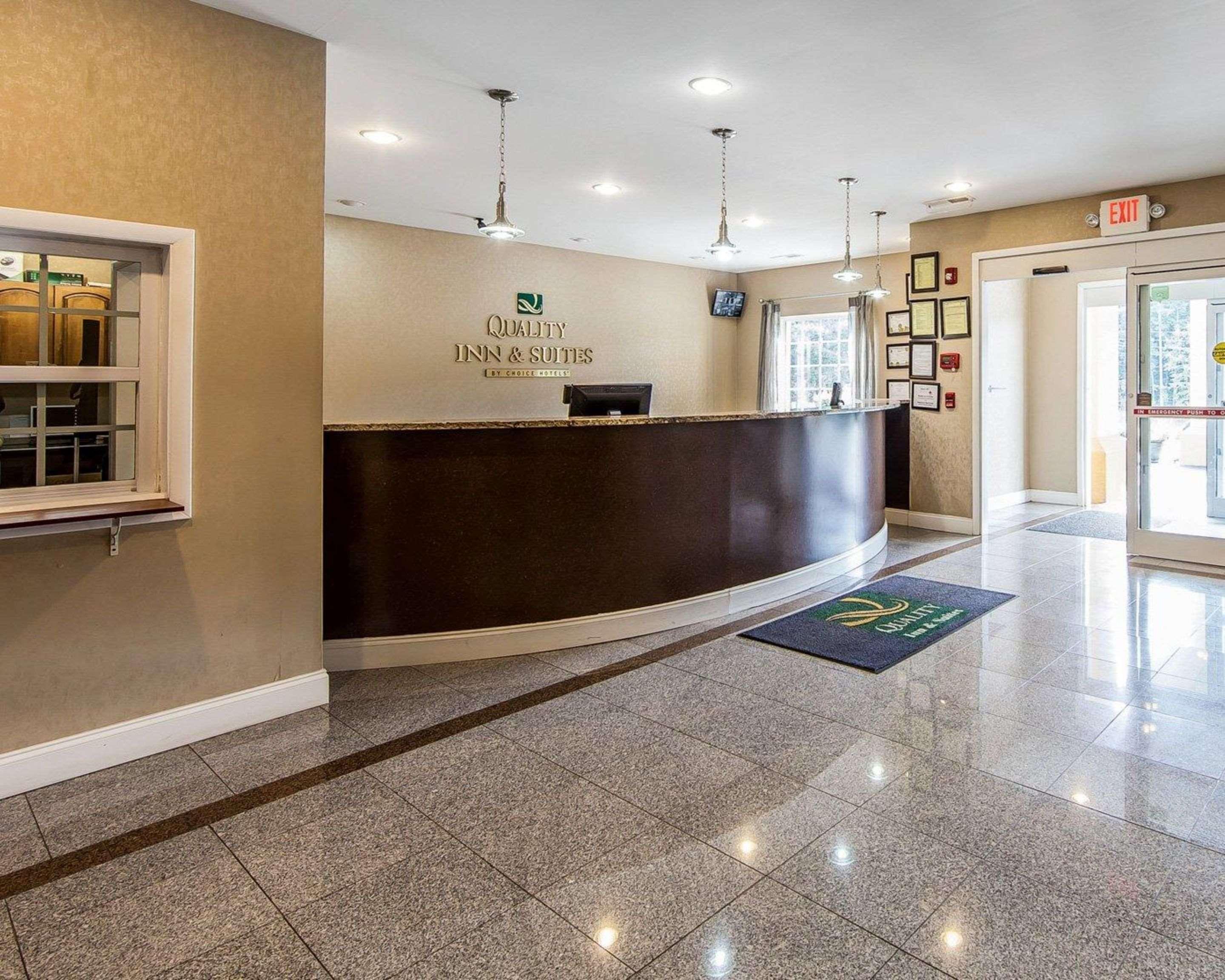 Vista Lobby Quality Inn & Suites Bremen