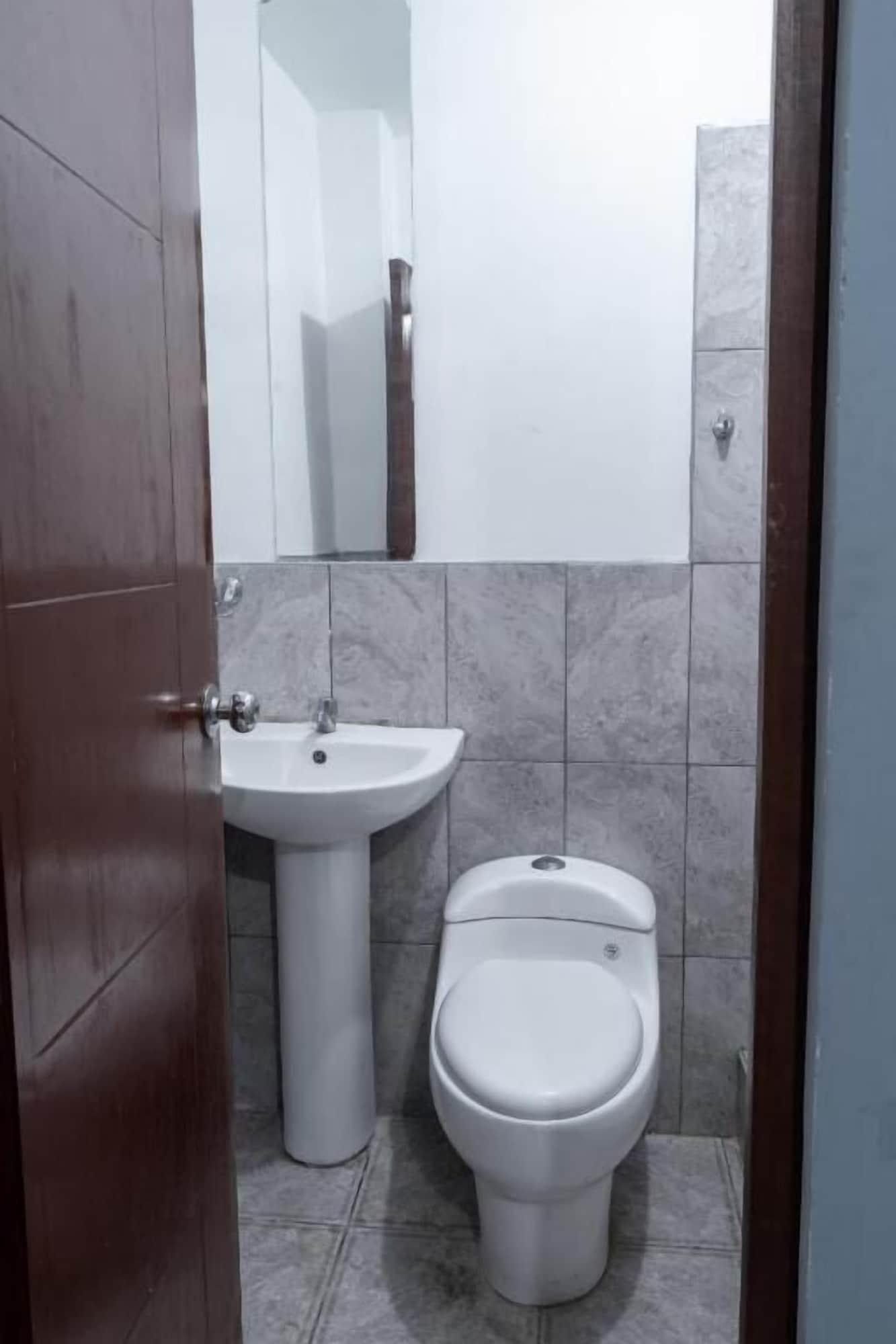 Equipamiento de Habitación Hostal Paracas I