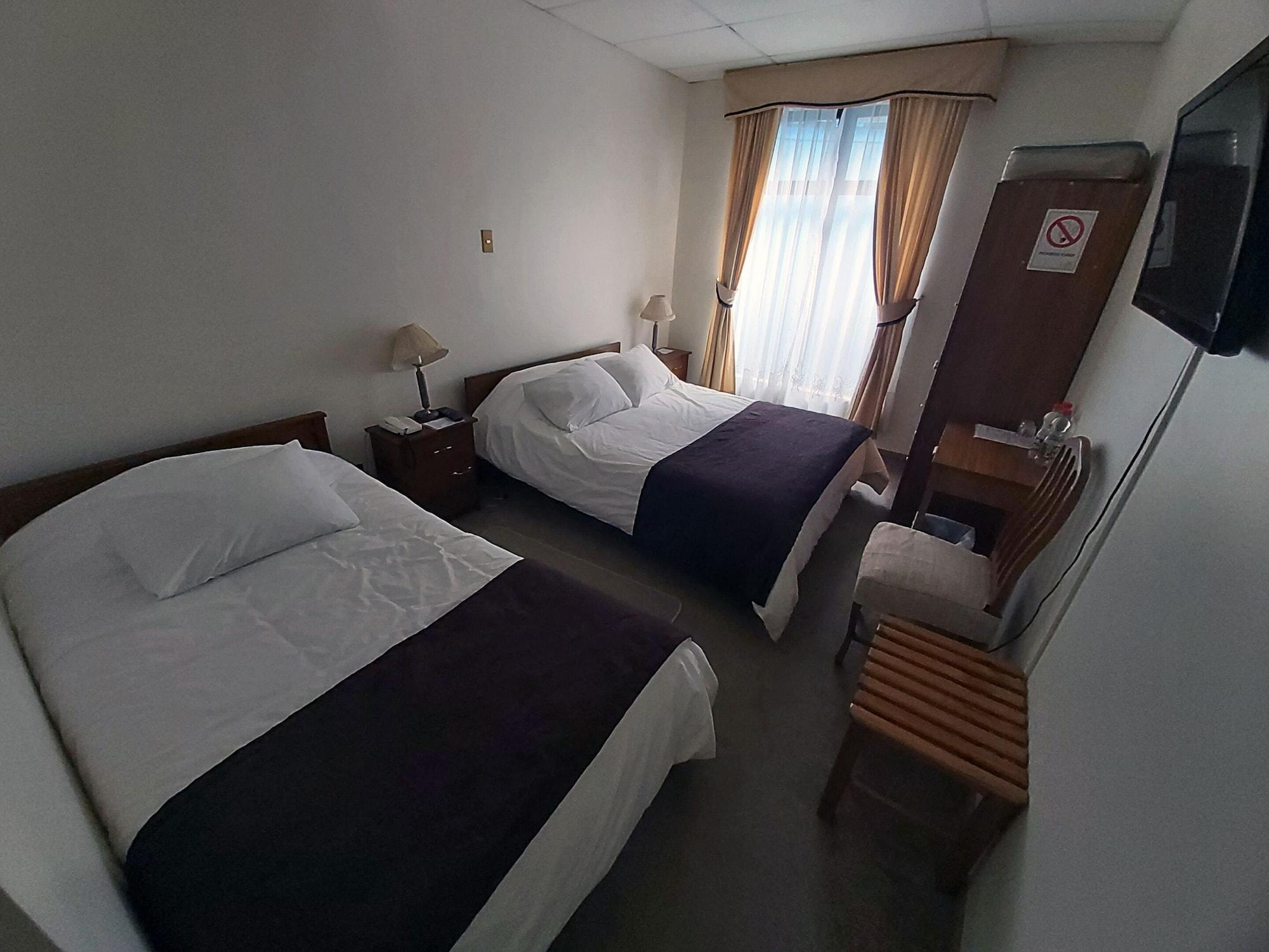 Habitación Hotel Esmeralda