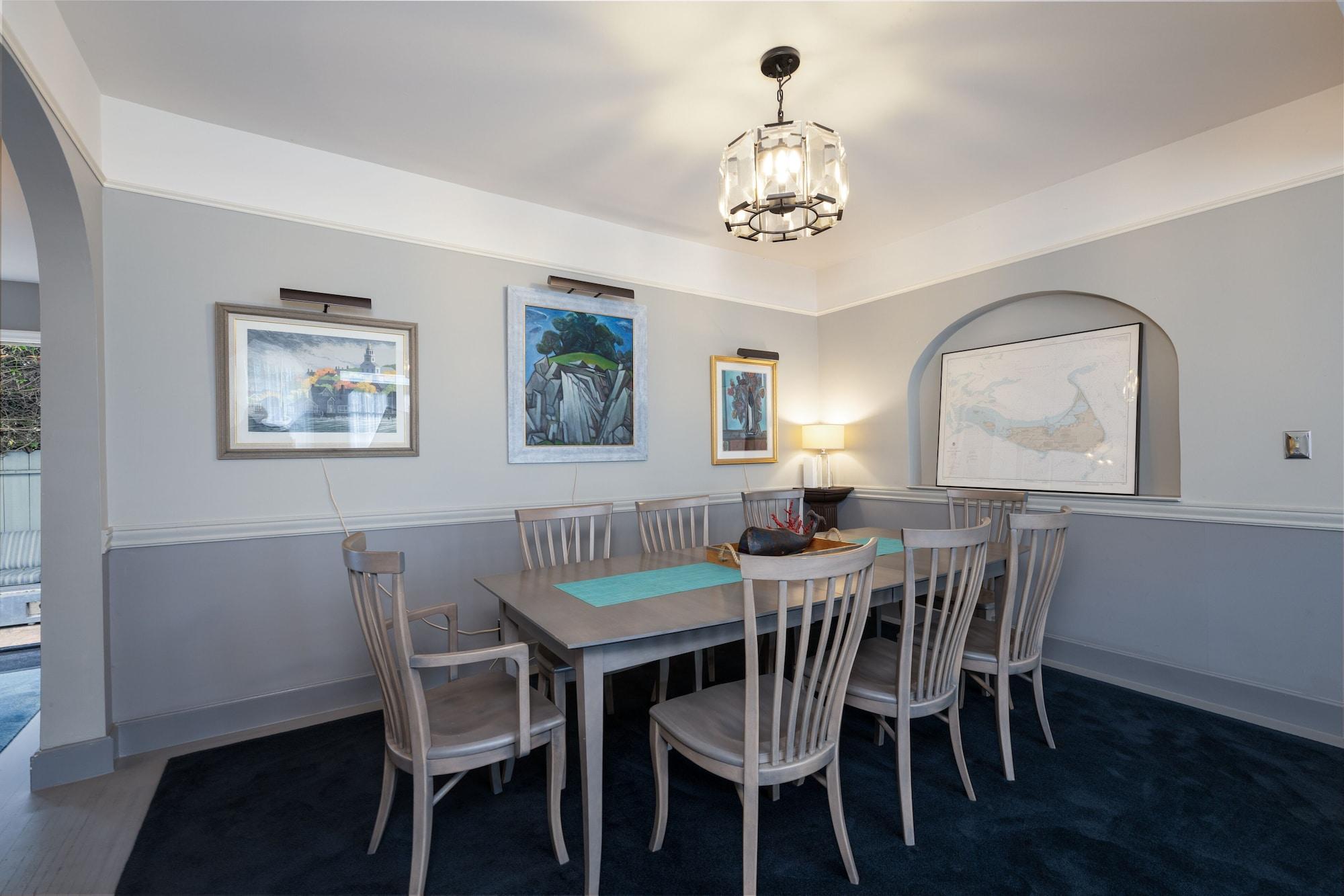 Restaurant Nantucket Whale Inn