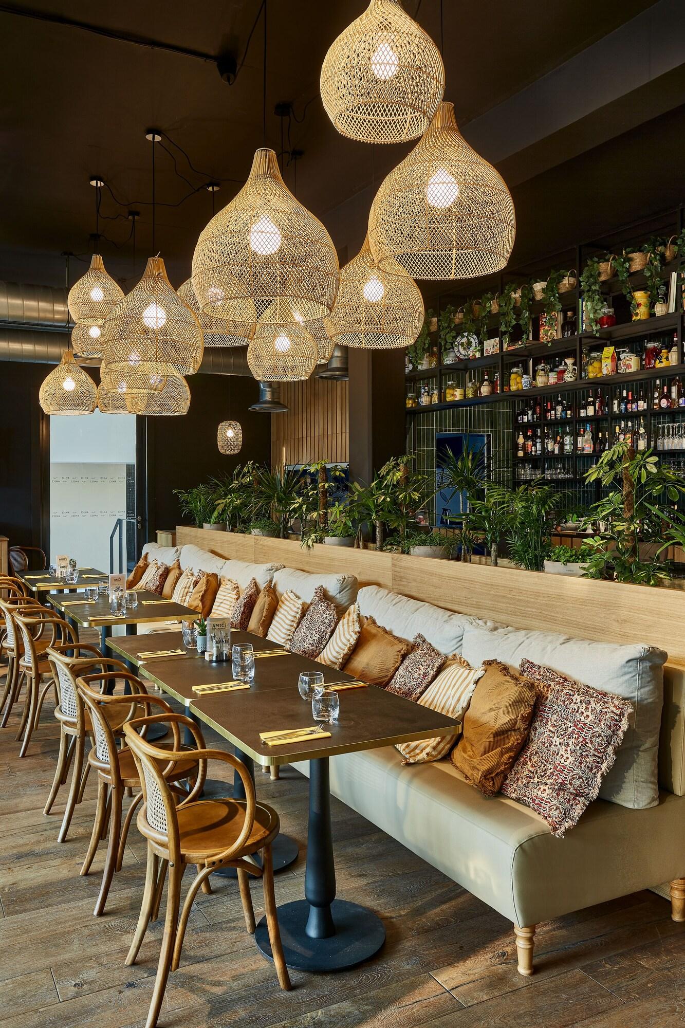 Restaurant Coloft By PurePlaces