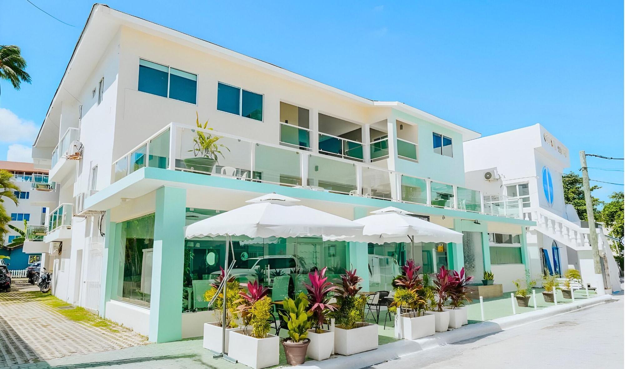 Vista Exterior Hotel Checkin El Cortecito Beach