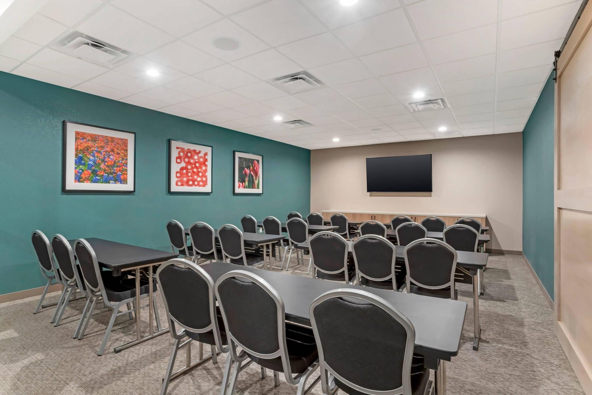 Sala de Reuniones Cambria Hotel Euless - DFW Airport South