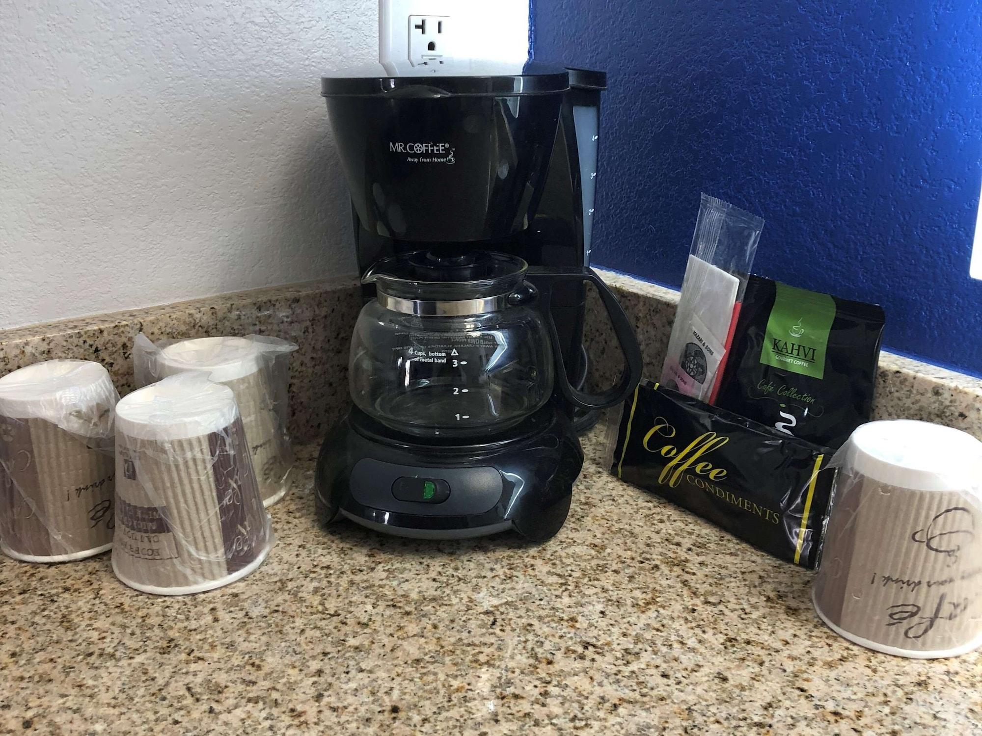 Set de Habitación Executive Inn & Suites Joaquin