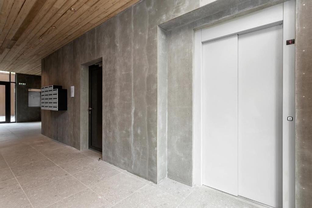 Varios B18 Apartments