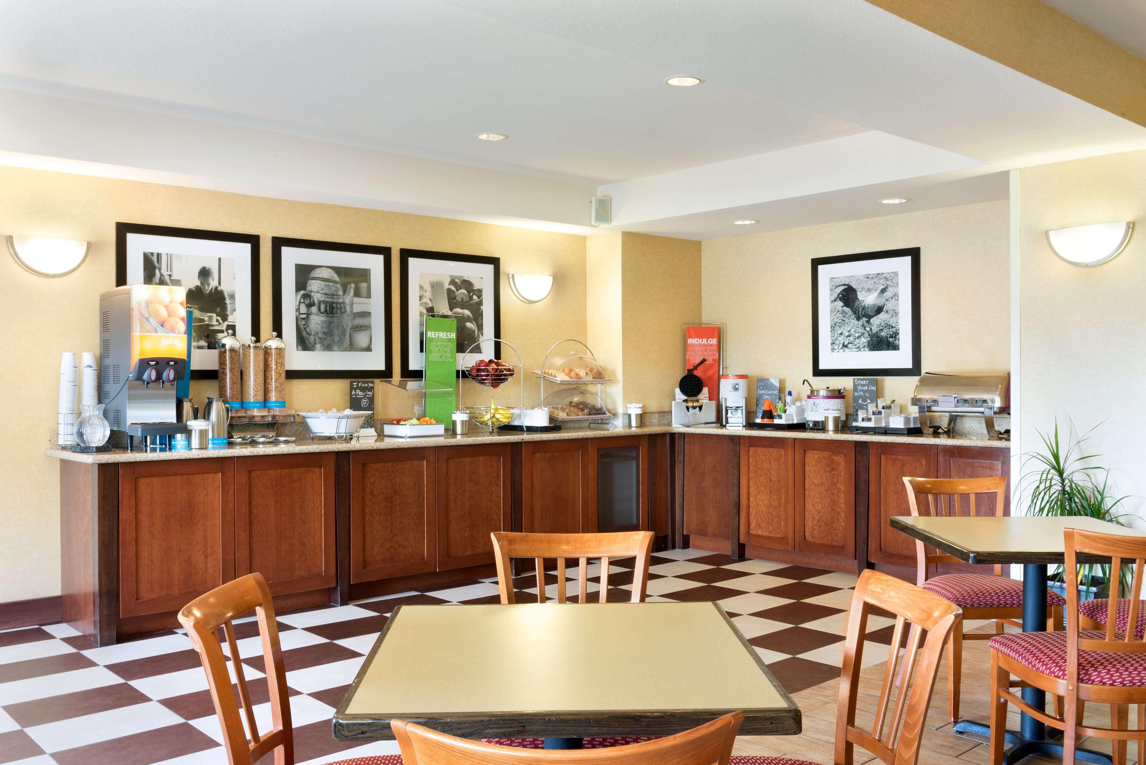 Restaurant Summit Suites